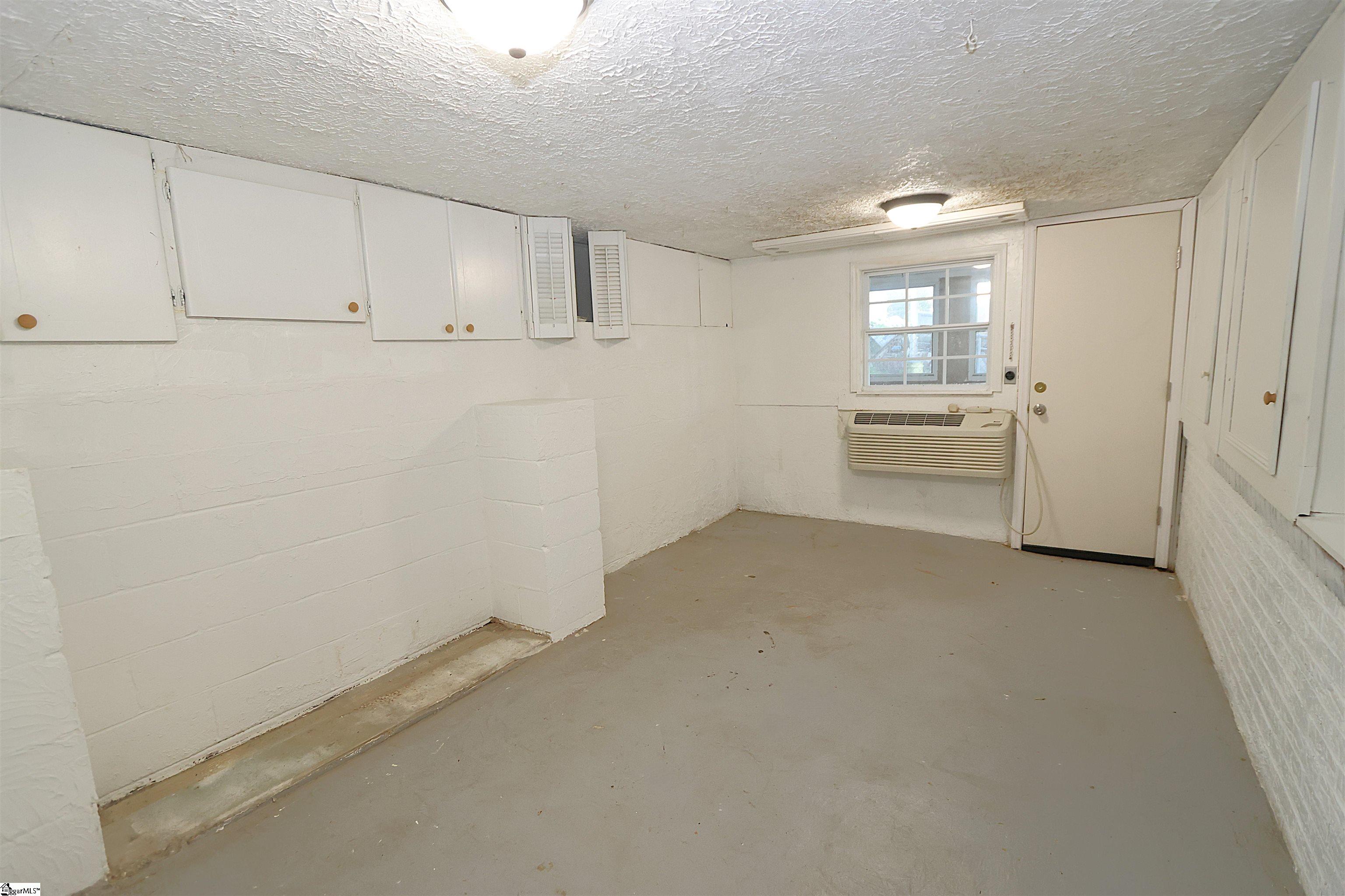 1010 Flymm Smith Road Waterloo, SC 29384