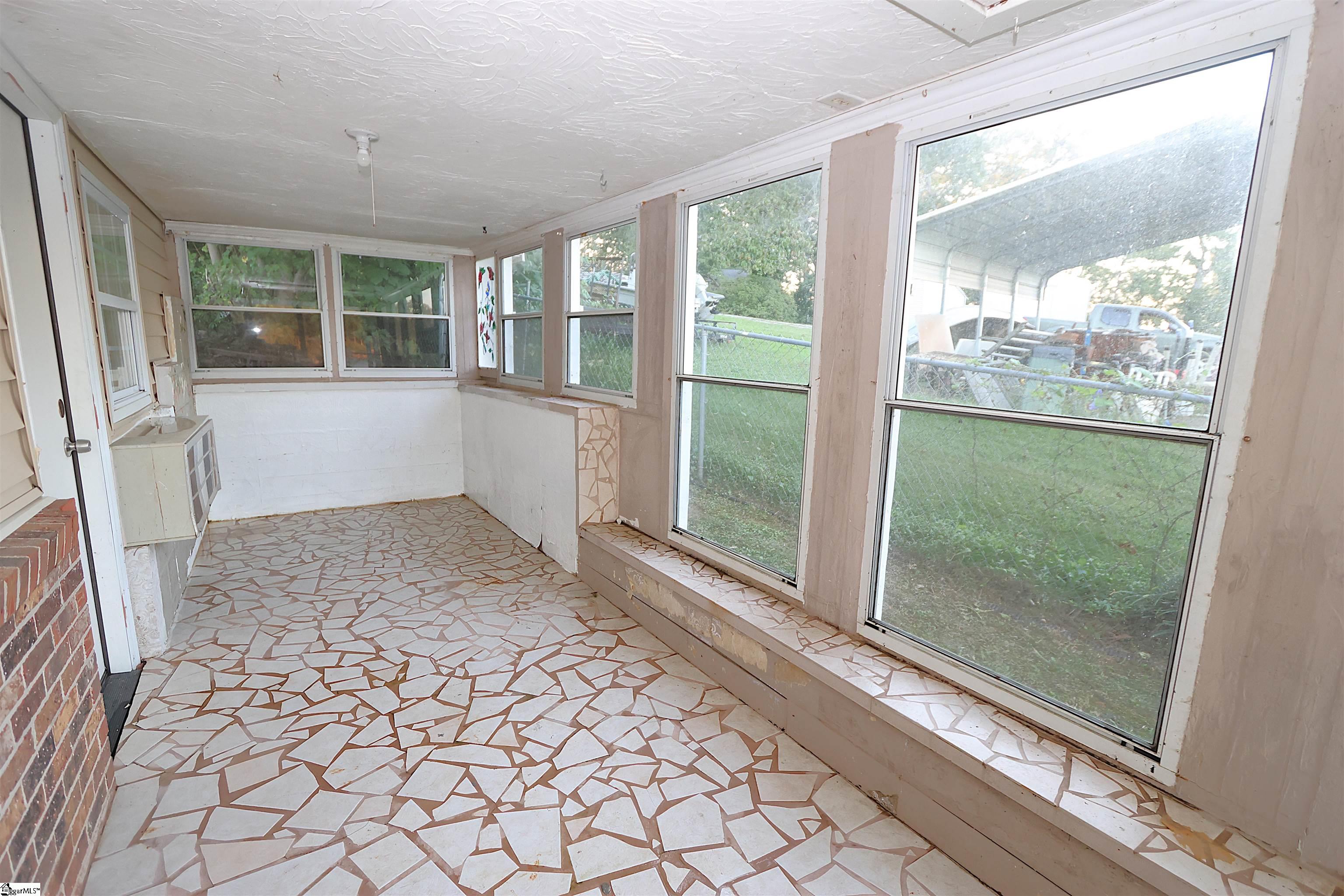 1010 Flymm Smith Road Waterloo, SC 29384