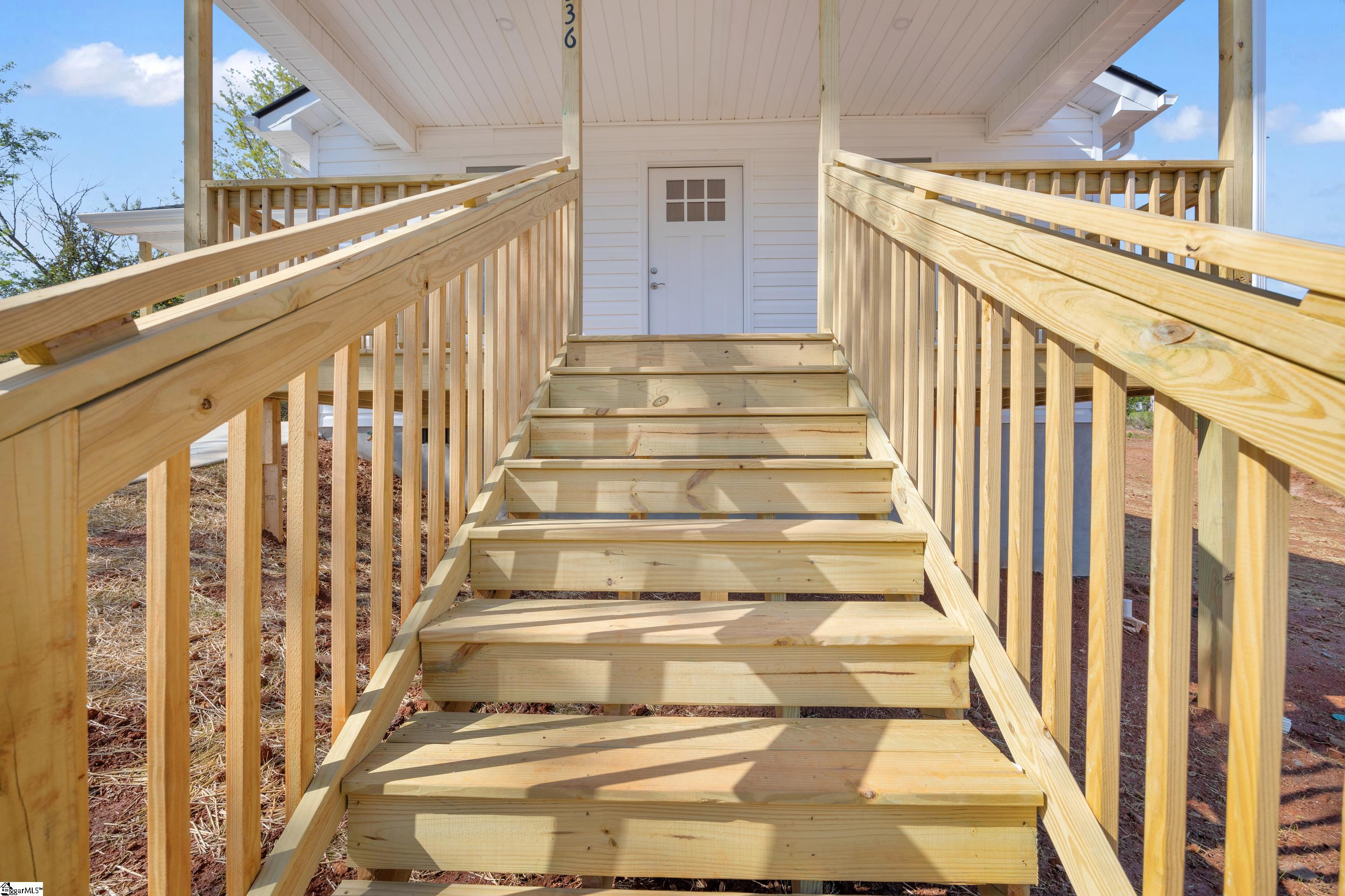536 E South 5th Street Seneca, SC 29678
