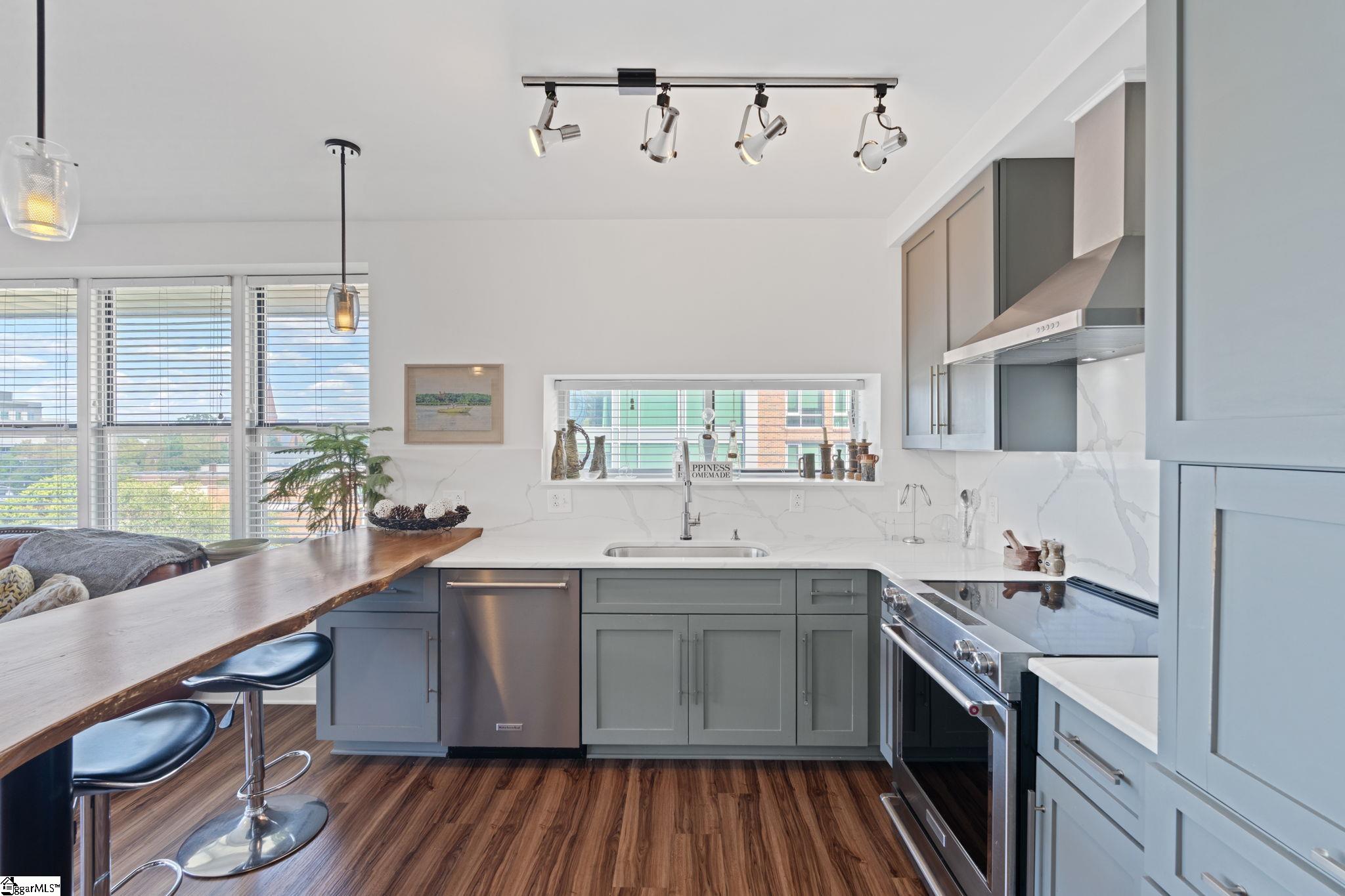 100 E Washington Street UNIT Unit 58 Greenville, SC 29601