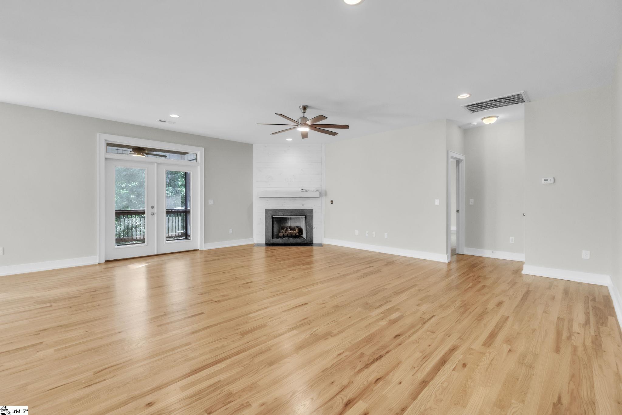 727 Waterbrook Lane Greer, SC 29651