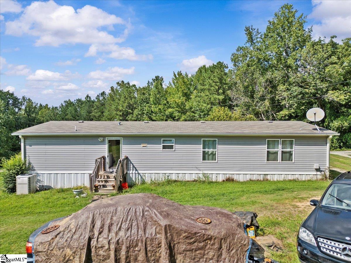 341 Pine Hill Road Woodruff, SC 29388