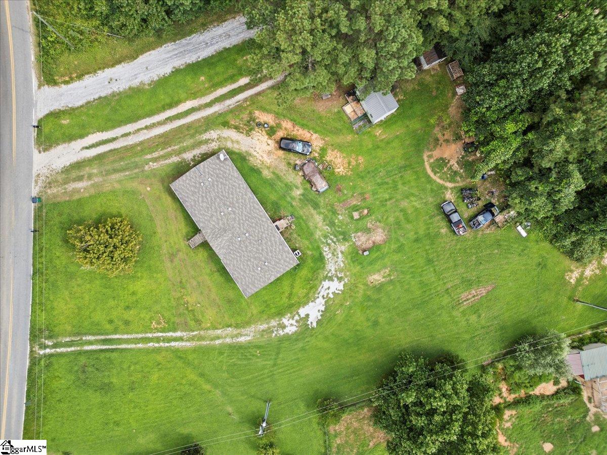 341 Pine Hill Road Woodruff, SC 29388