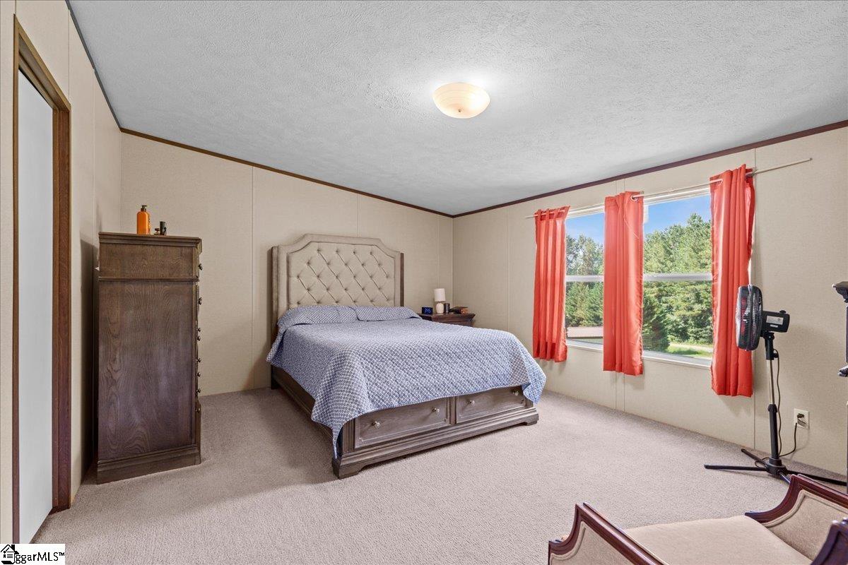 341 Pine Hill Road Woodruff, SC 29388