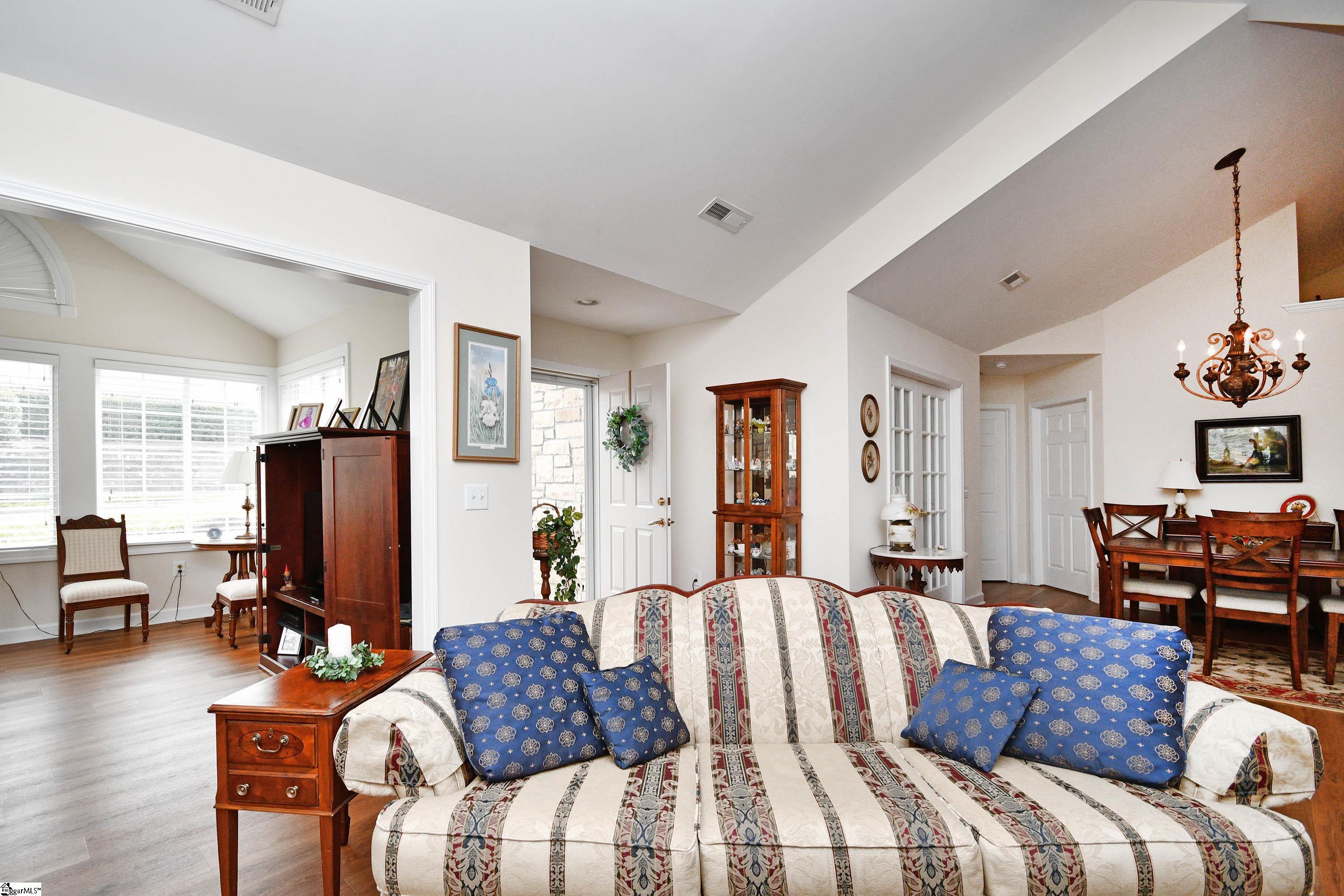 130 High Hat Circle Greenville, SC 29617
