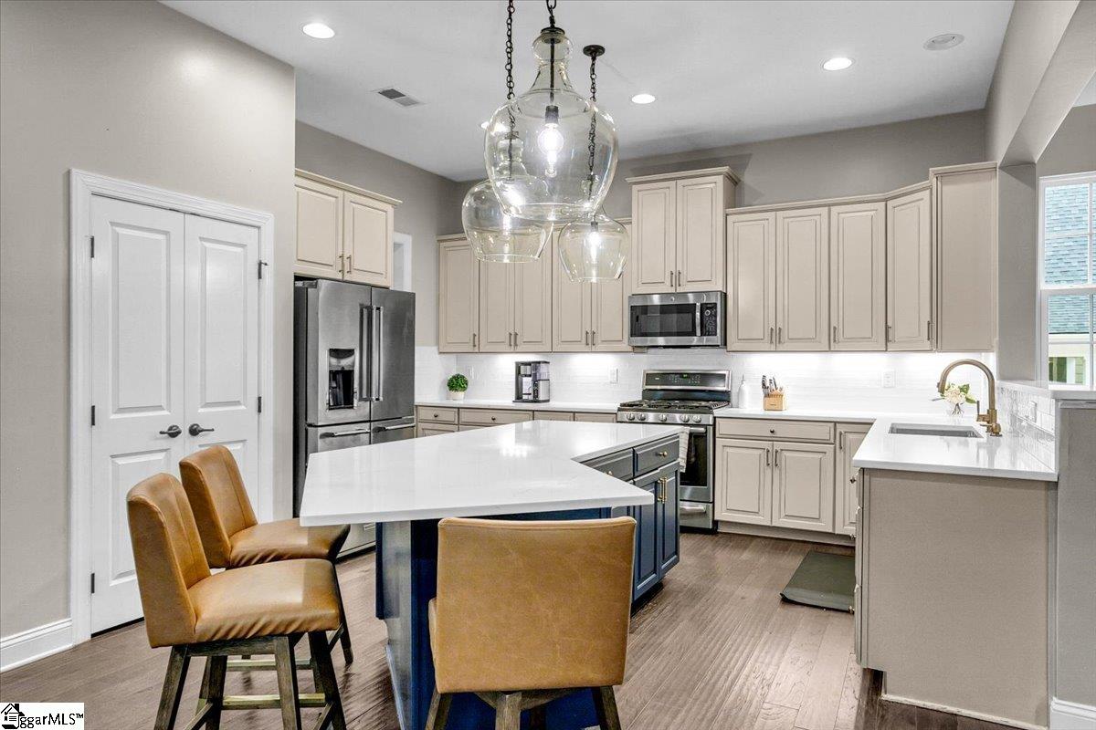 331 Algonquin Trail Greenville, SC 29607