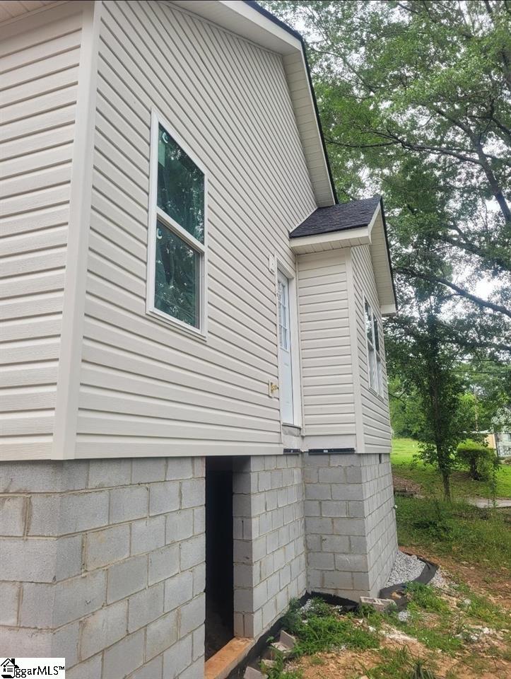 200 Broadus Street Greer, SC 29651