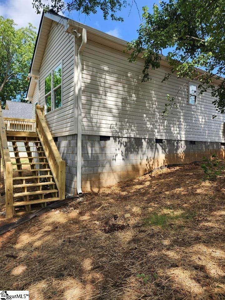 200 Broadus Street Greer, SC 29651
