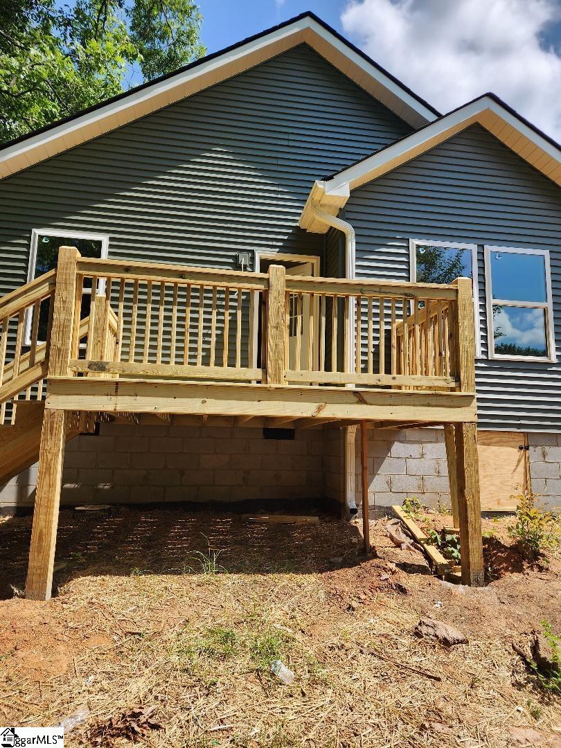 140 Broadus Street Greer, SC 29651