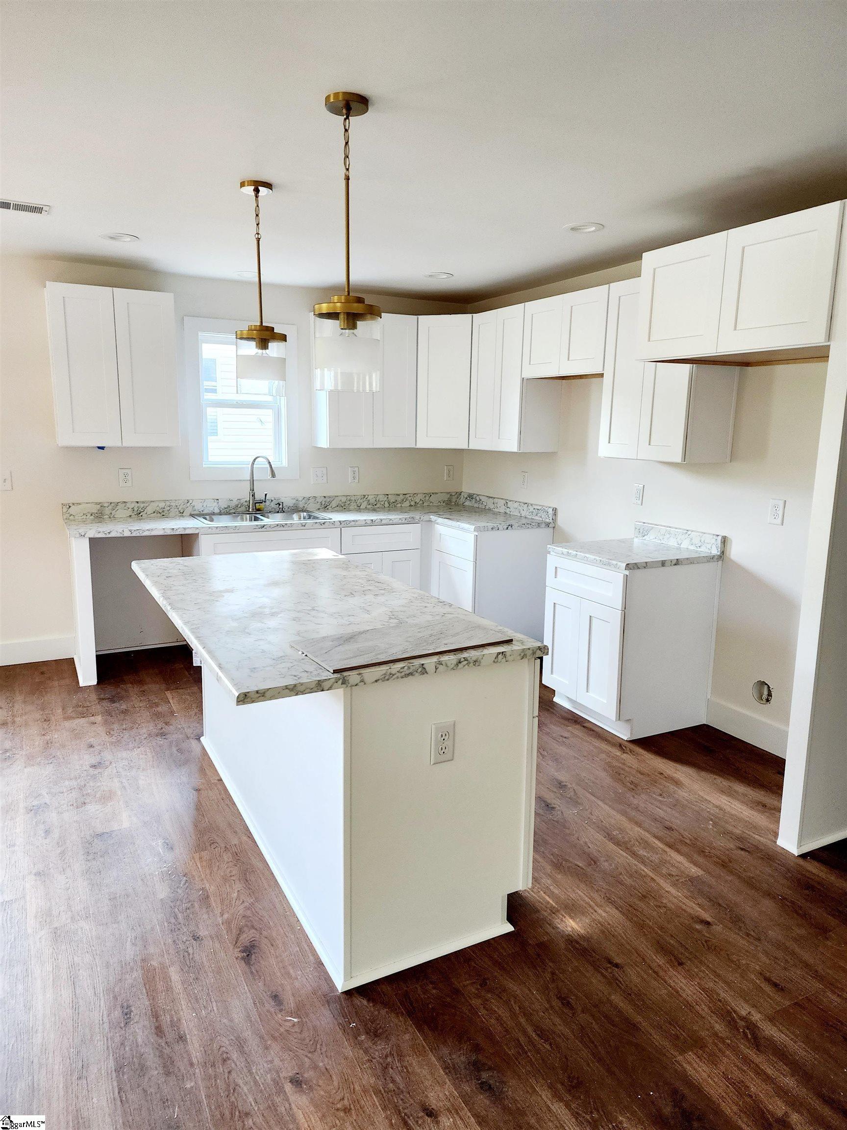 140 Broadus Street Greer, SC 29651