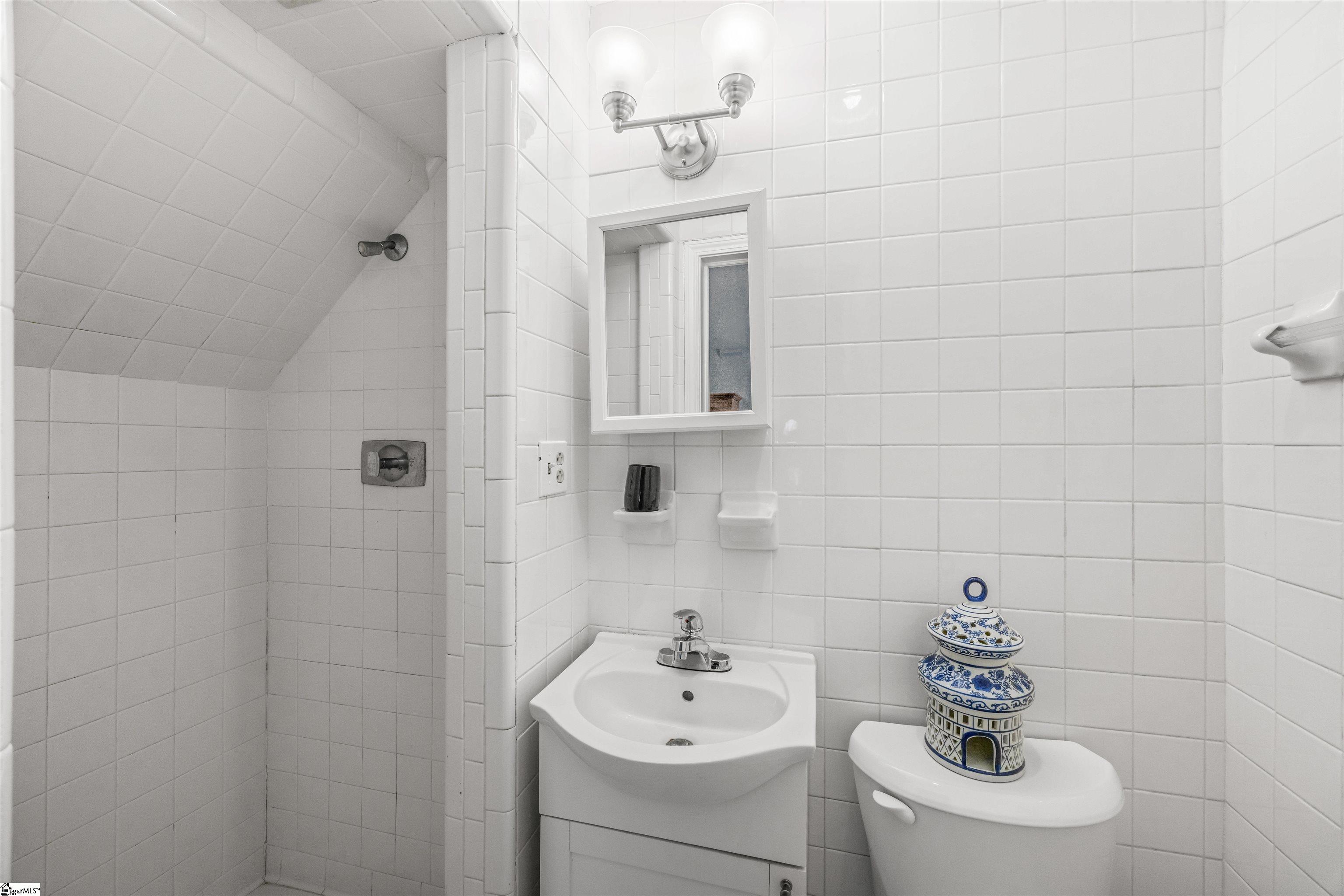 408 Putman Road Fountain Inn, SC 29644