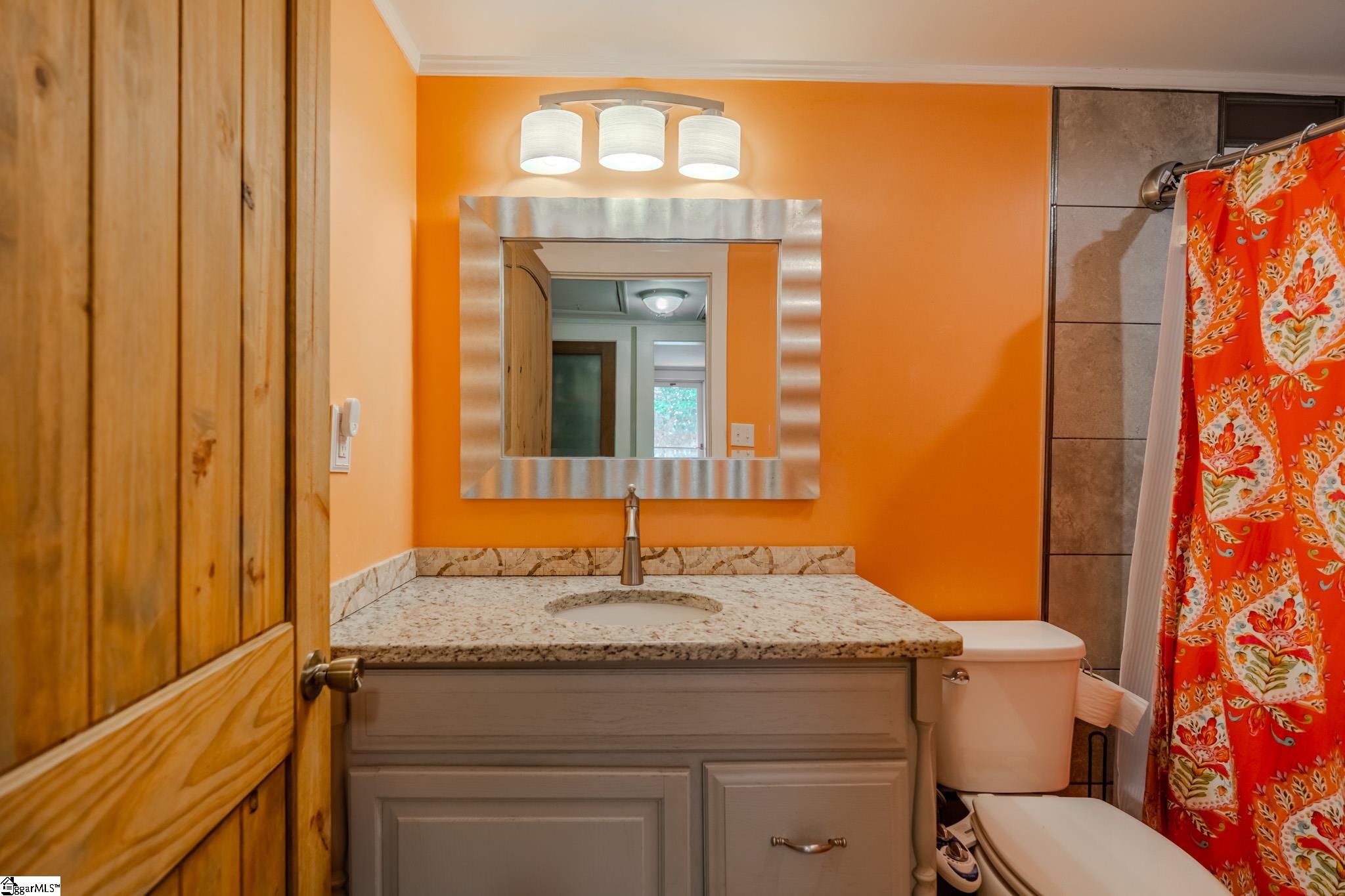 813 E Main Street Taylors, SC 29687-5229