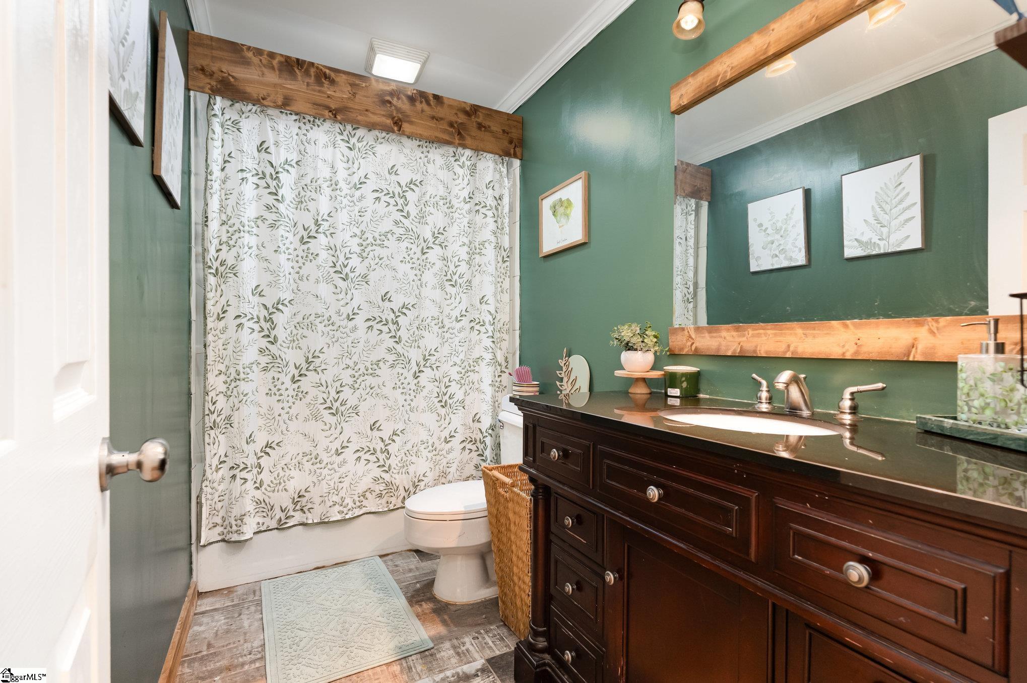 1669 Bolt Road Gray Court, SC 29645