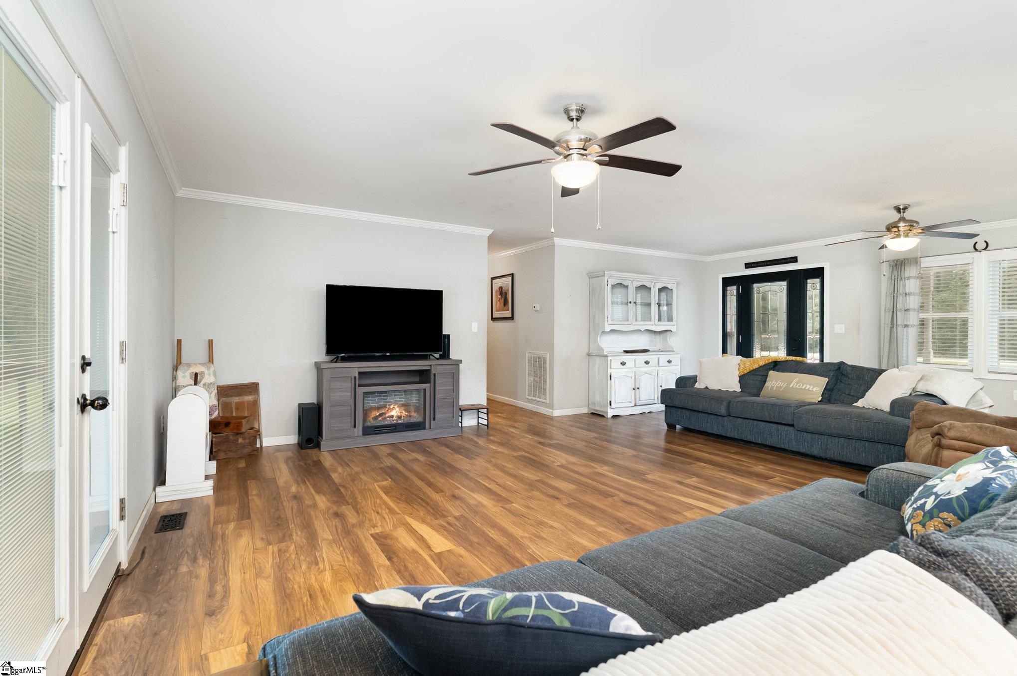 1669 Bolt Road Gray Court, SC 29645