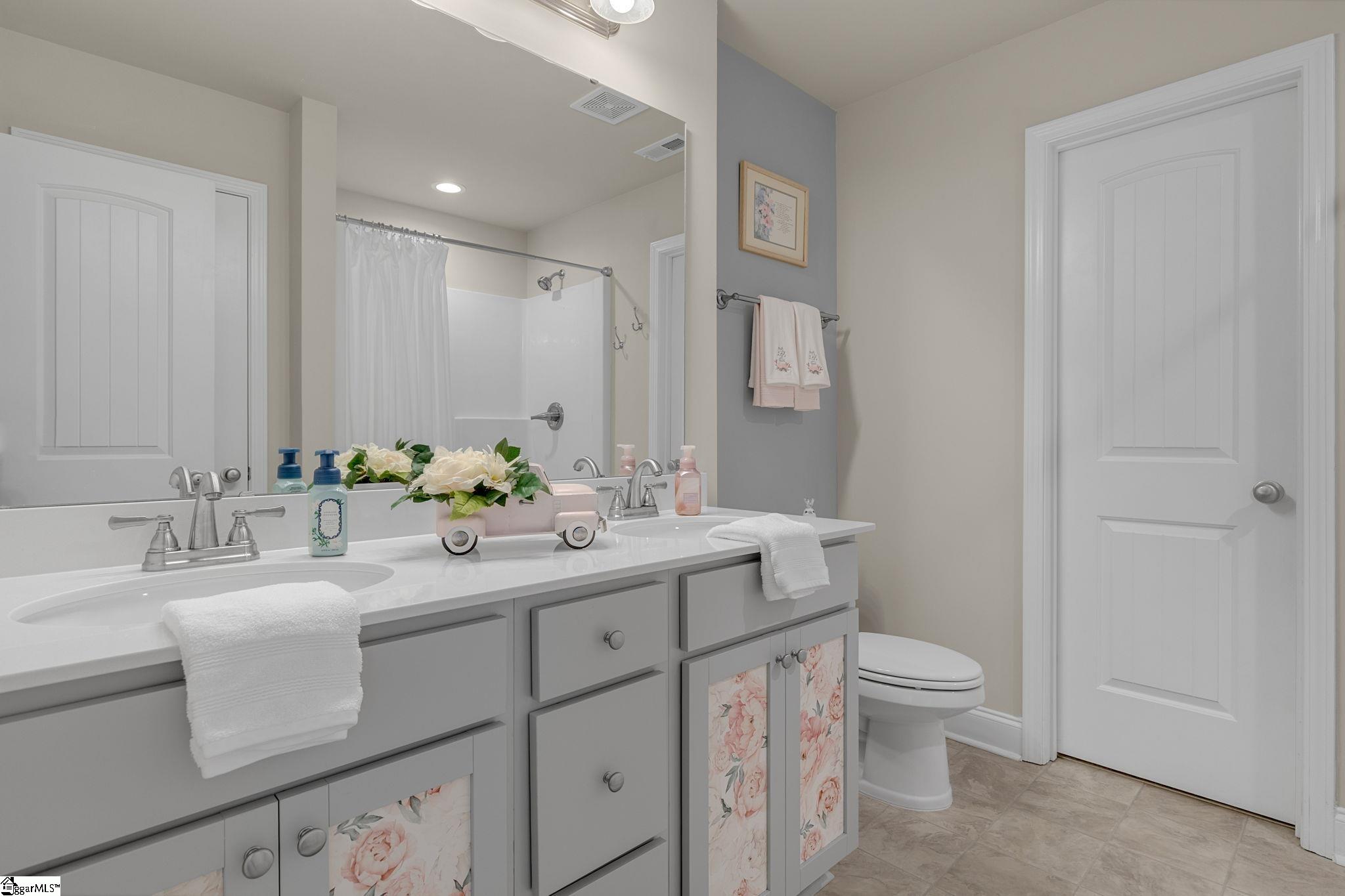 105 Hershey Drive Piedmont, SC 29673
