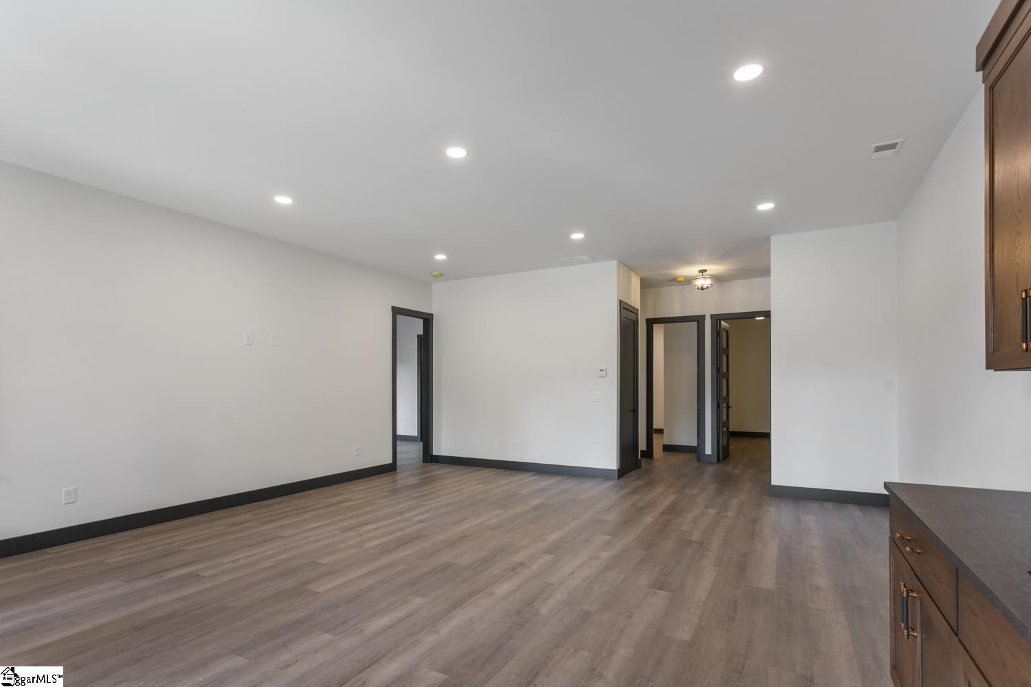 4014 Hardwood Pointe Drive West Union, SC 29696