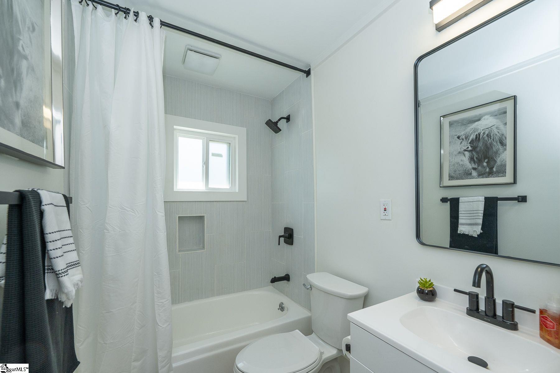 110 Lincoln Street Greenville, SC 29601