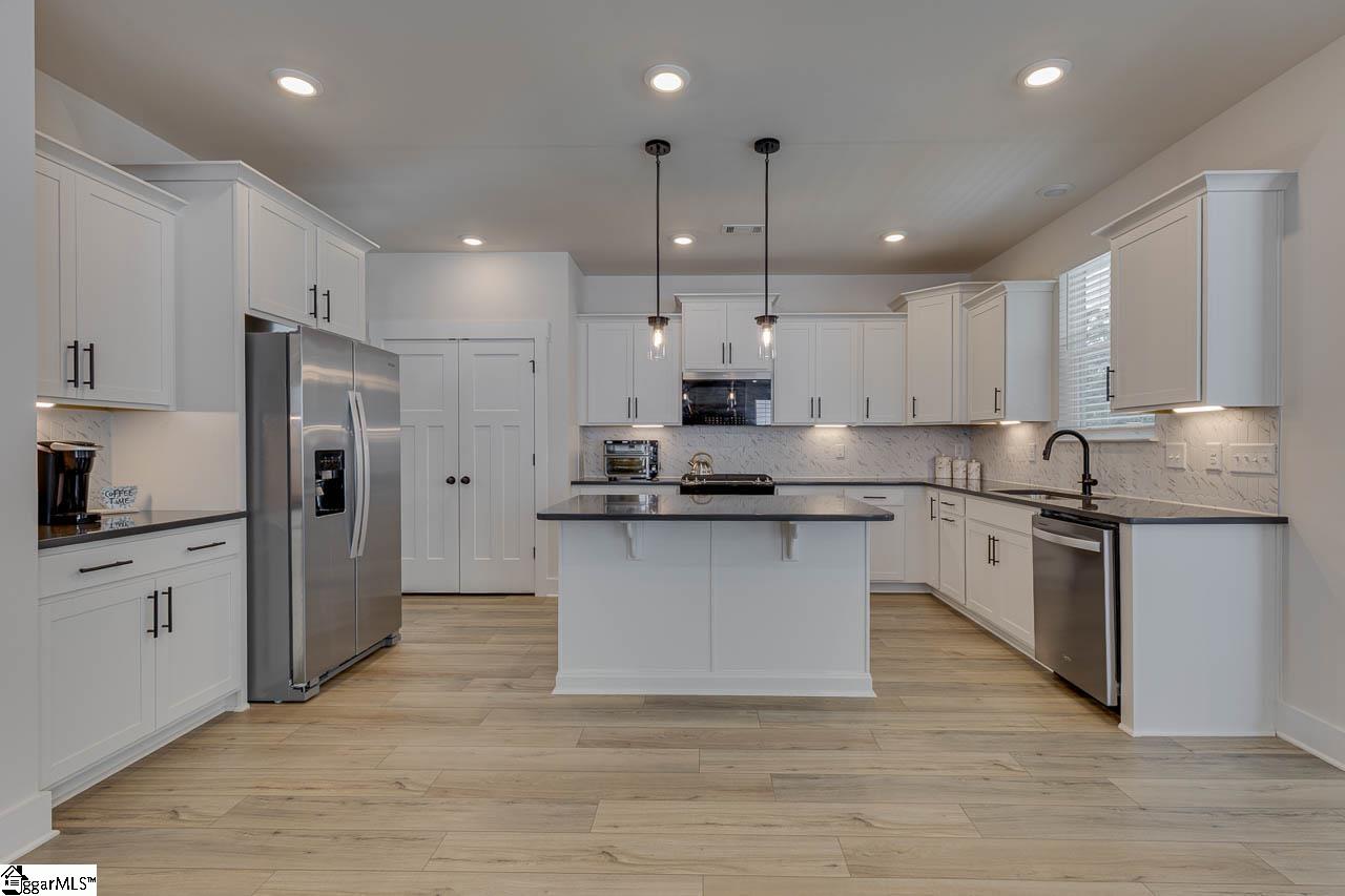 109 Beaverdam Creek Drive Anderson, SC 29621