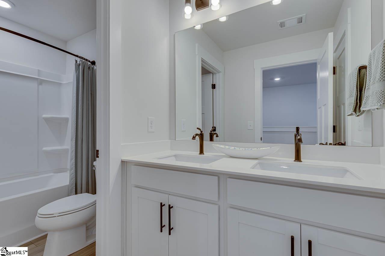 109 Beaverdam Creek Drive Anderson, SC 29621