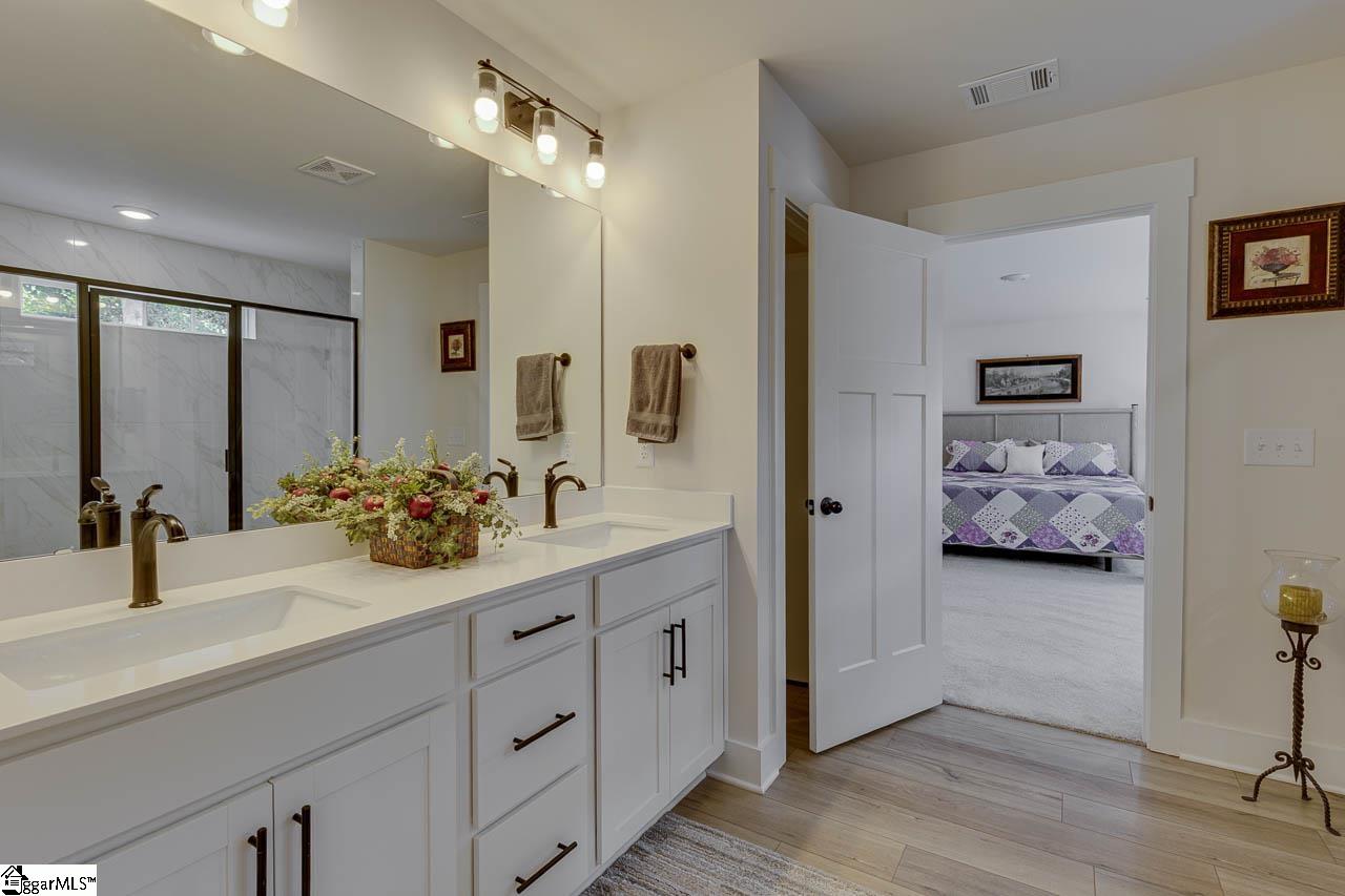 109 Beaverdam Creek Drive Anderson, SC 29621