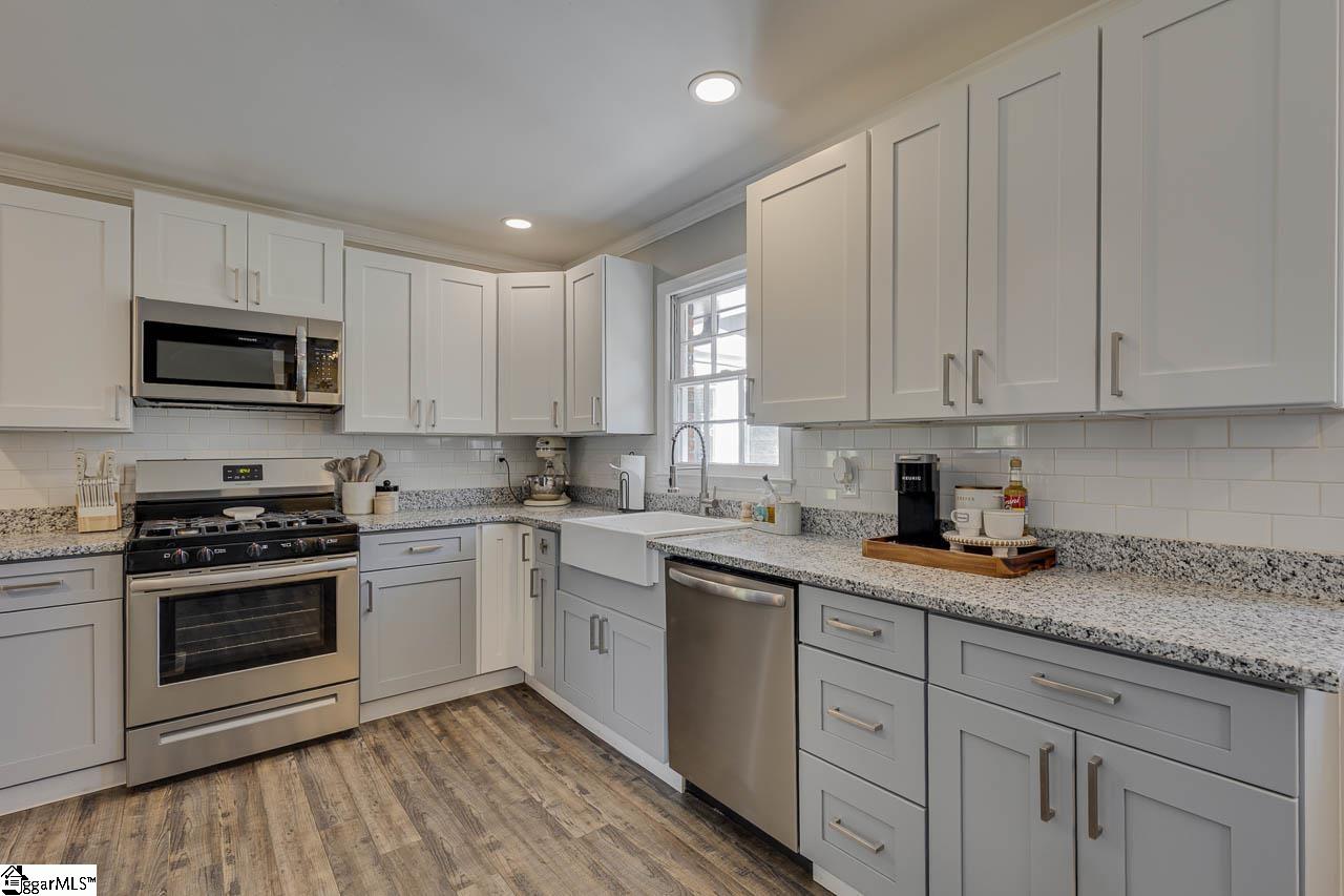 503 Strange Road Taylors, SC 29687