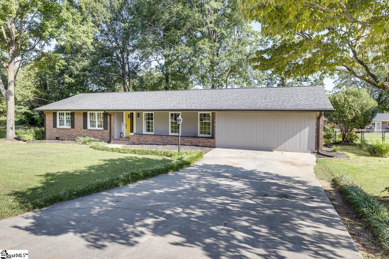 503 Strange Road Taylors, SC 29687