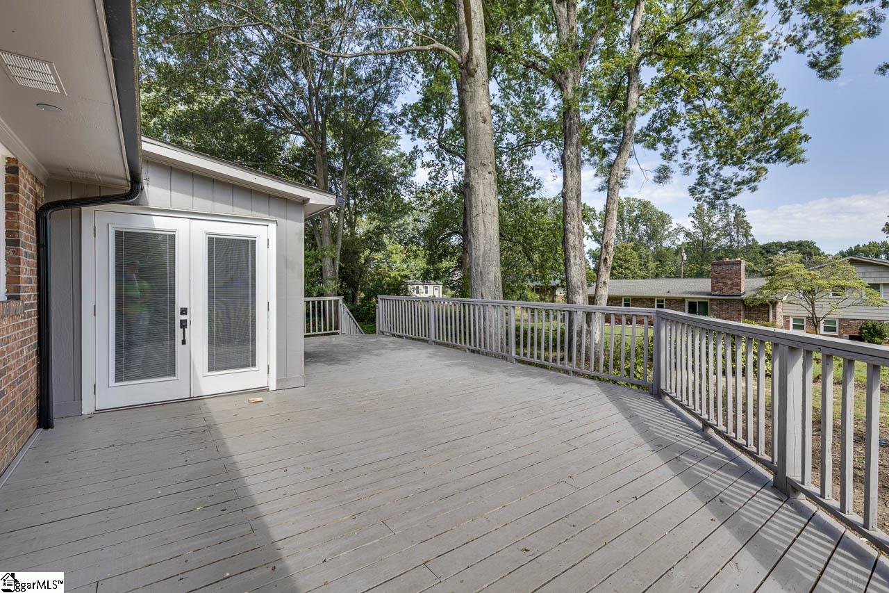503 Strange Road Taylors, SC 29687