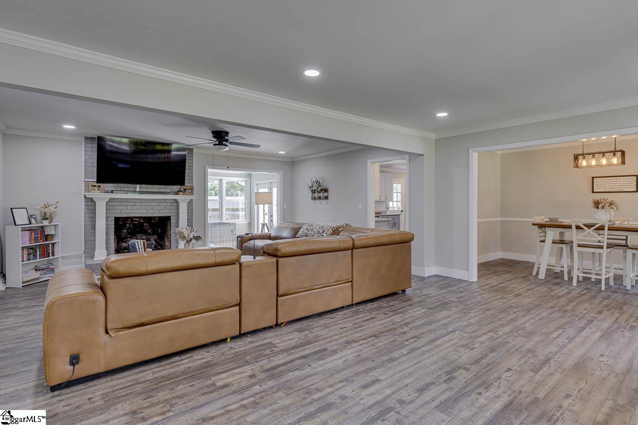 503 Strange Road Taylors, SC 29687