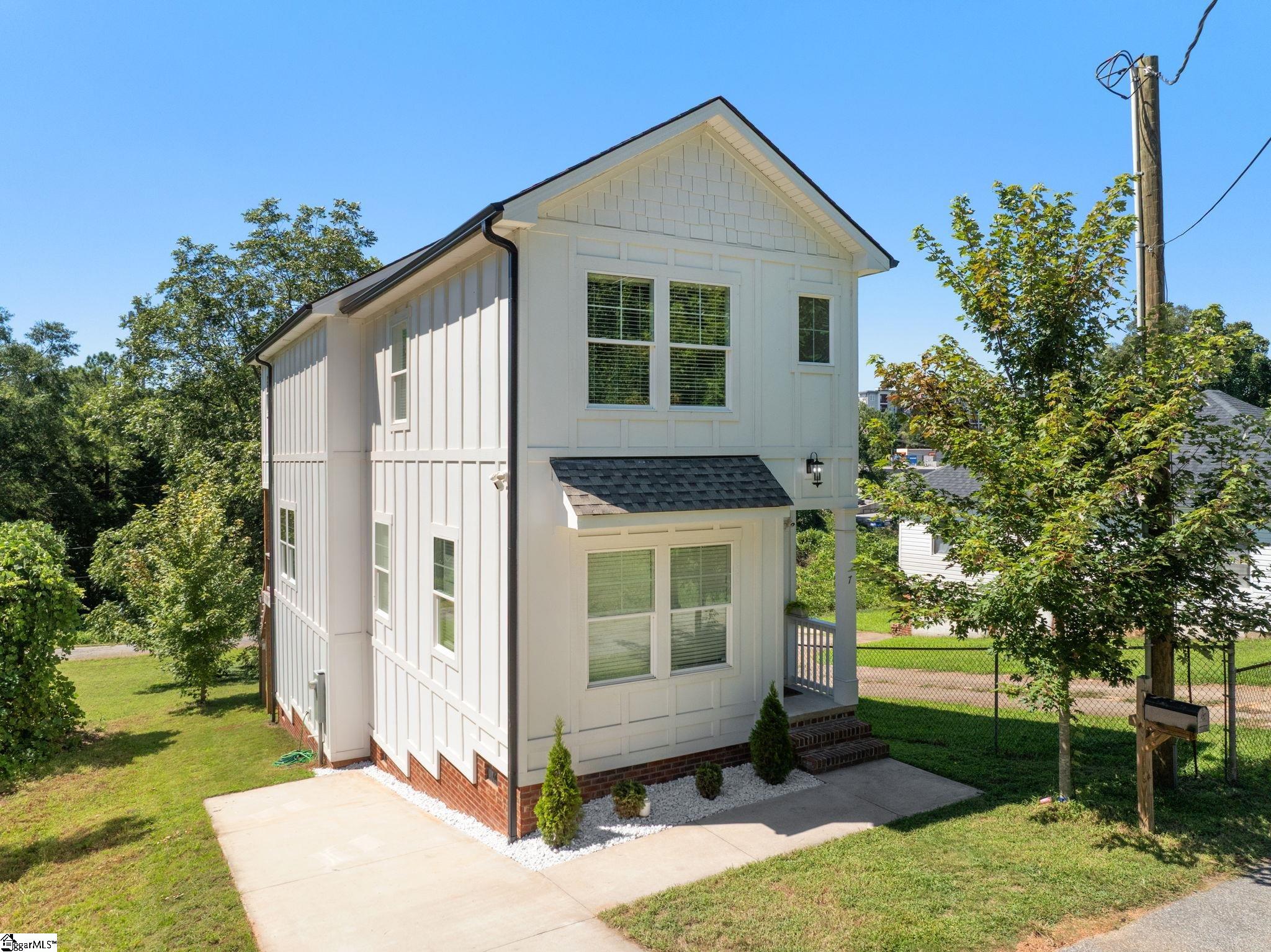 7 Railroad Street Greenville, SC 29607