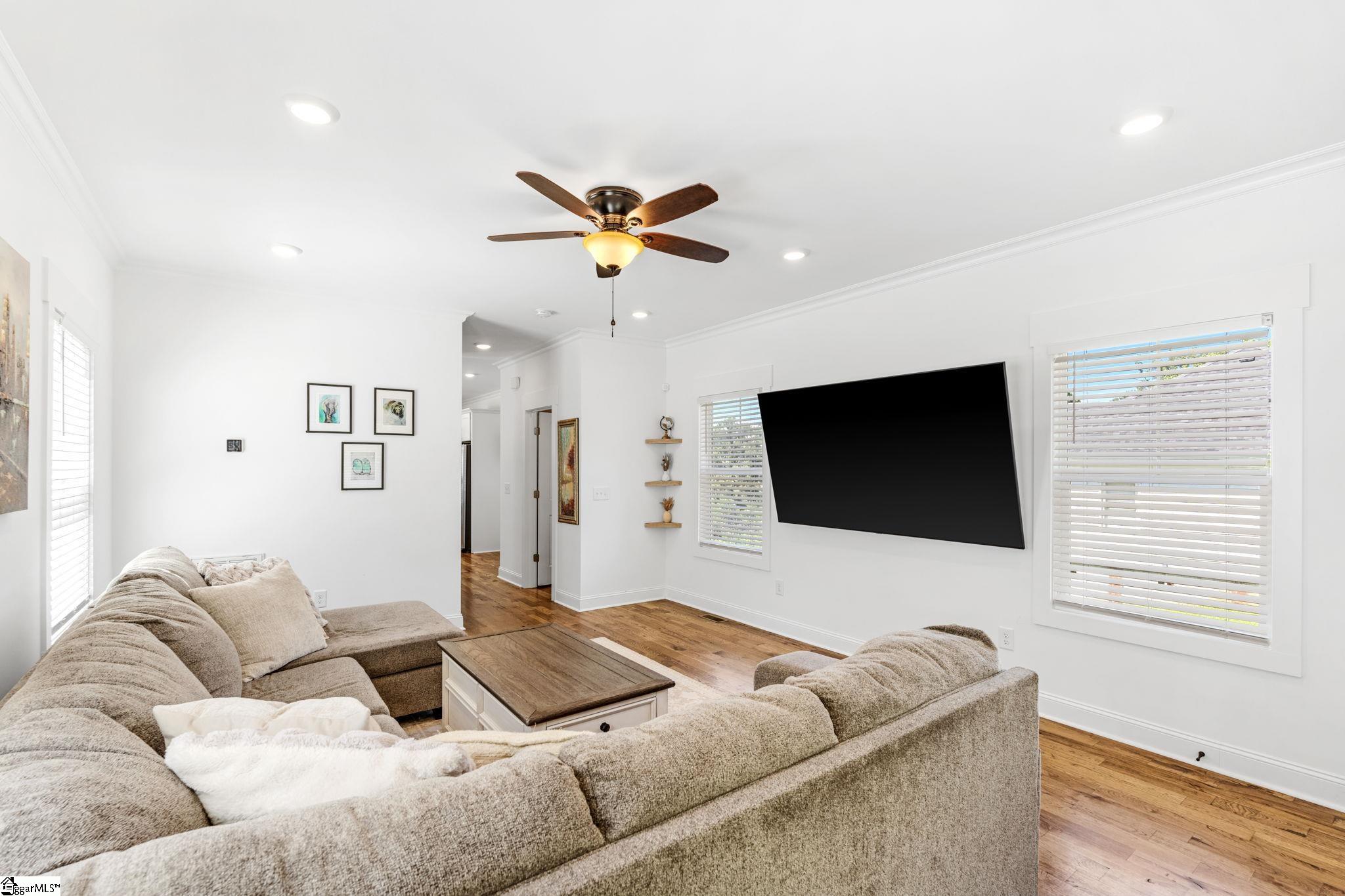 7 Railroad Street Greenville, SC 29607