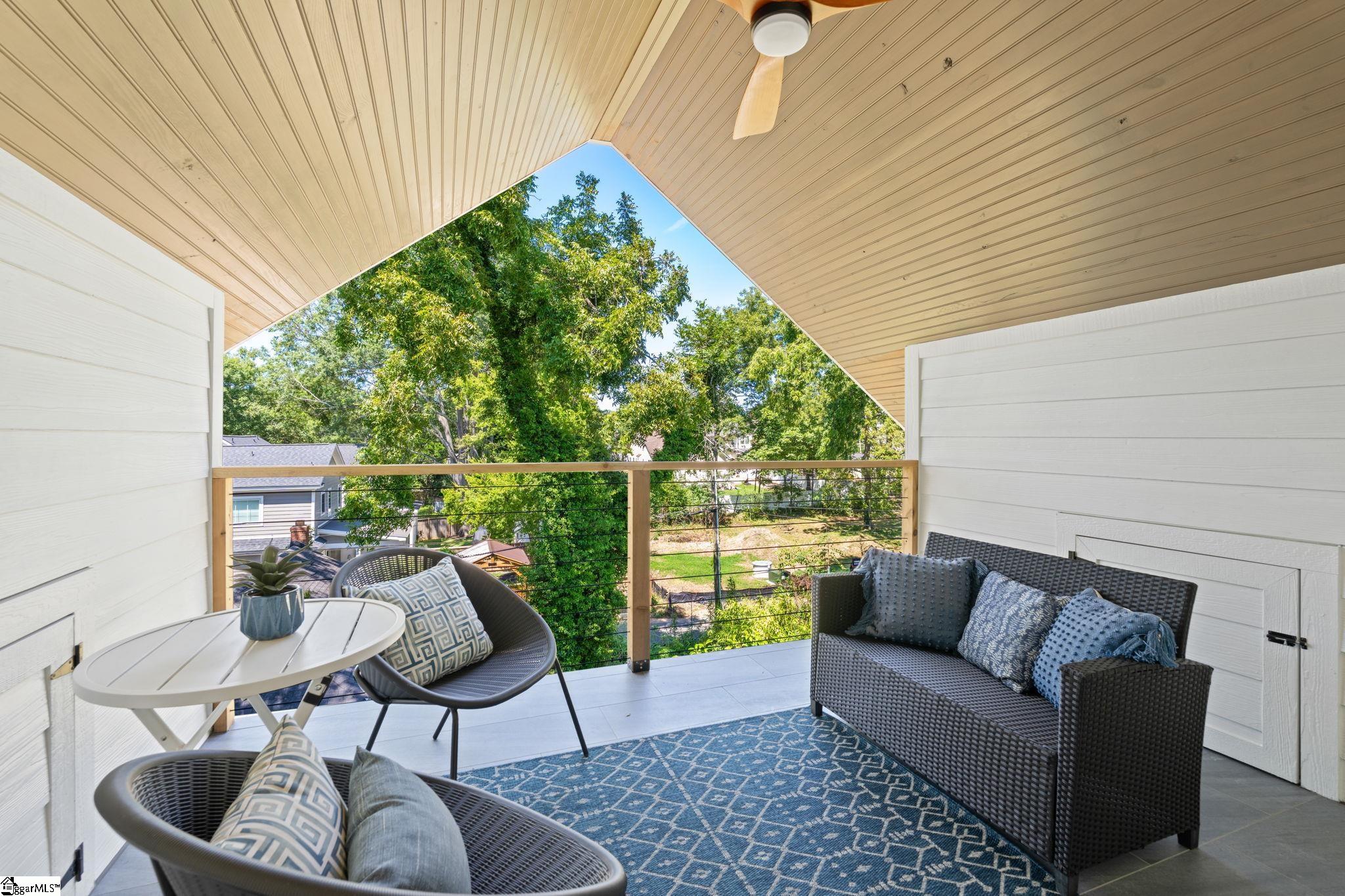 5 Winn Street Greenville, SC 29601