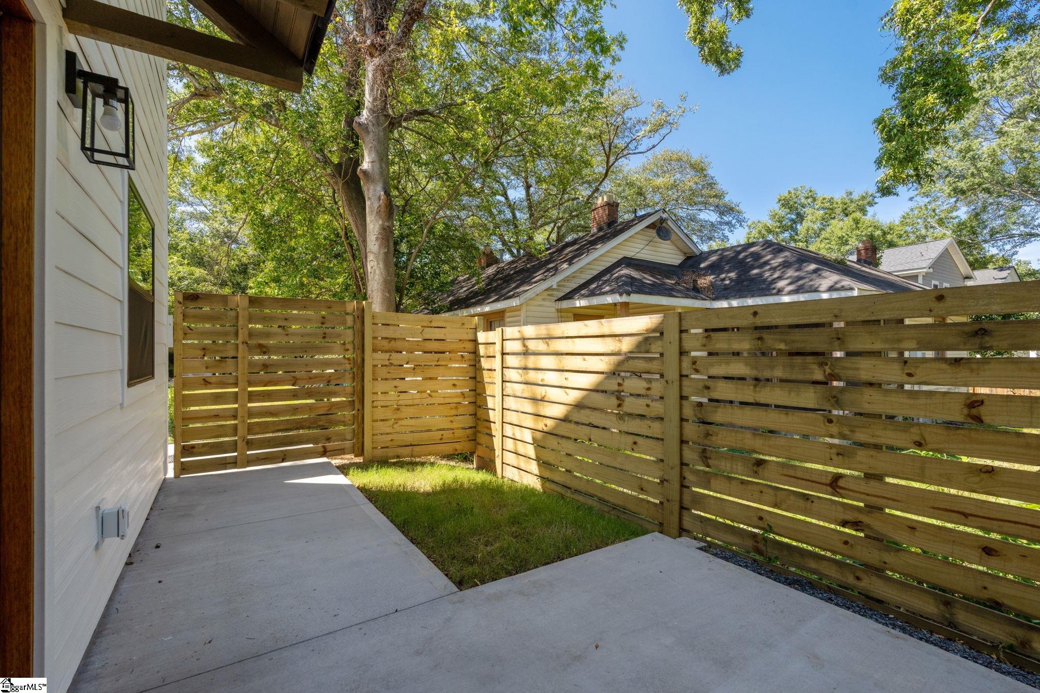 5 Winn Street Greenville, SC 29601