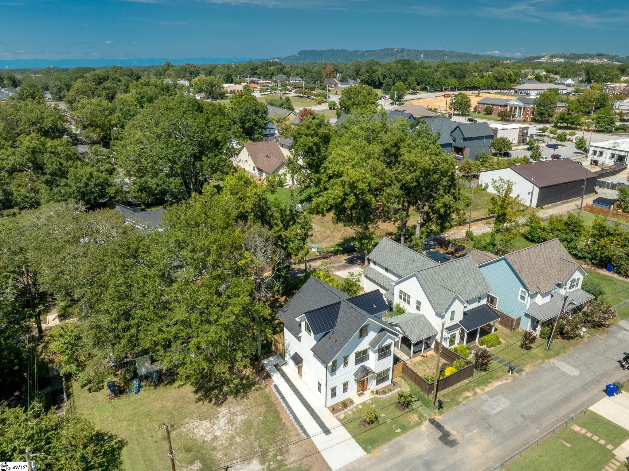 5 Winn Street Greenville, SC 29601