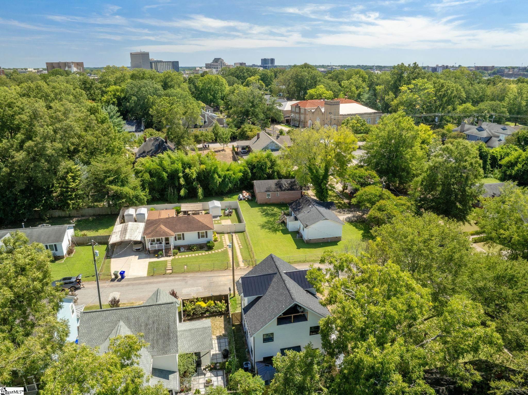5 Winn Street Greenville, SC 29601
