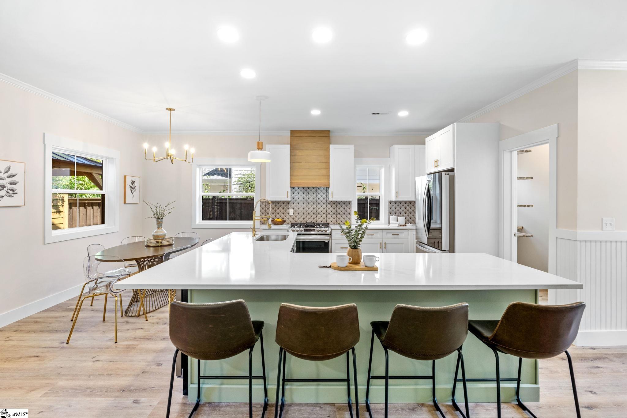 5 Winn Street Greenville, SC 29601