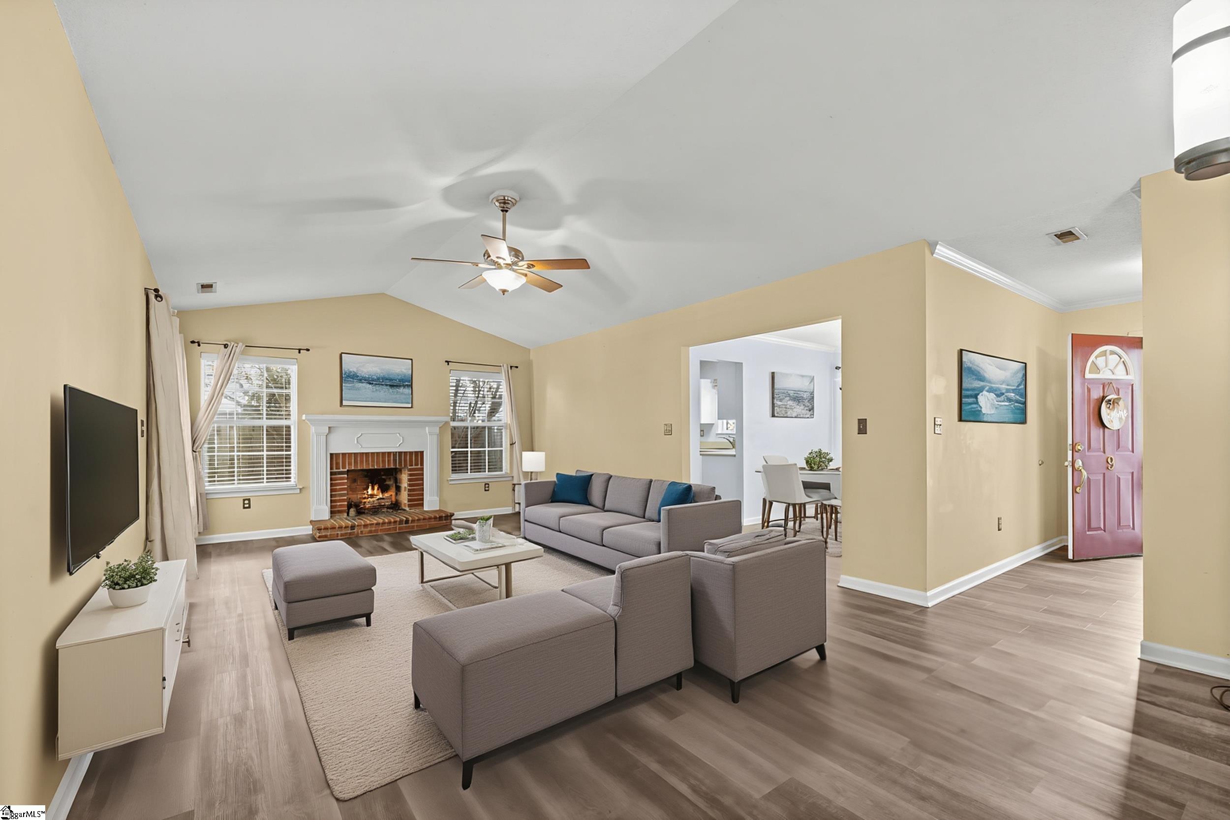 9 Hazelnut Court Taylors, SC 29687