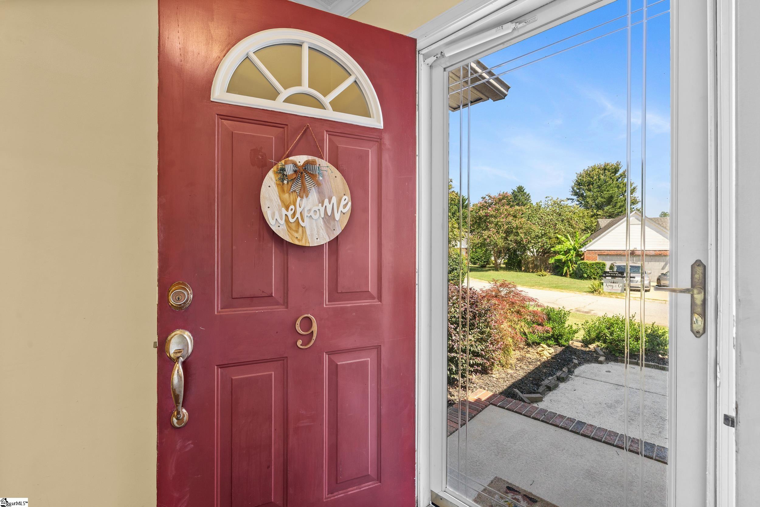 9 Hazelnut Court Taylors, SC 29687