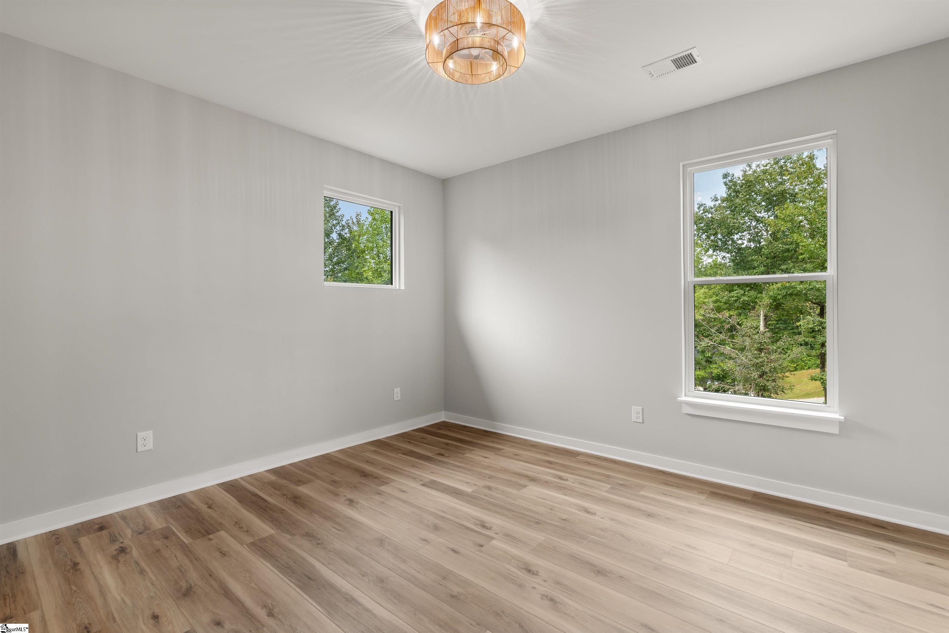 56 Packforest Road Taylors, SC 29687