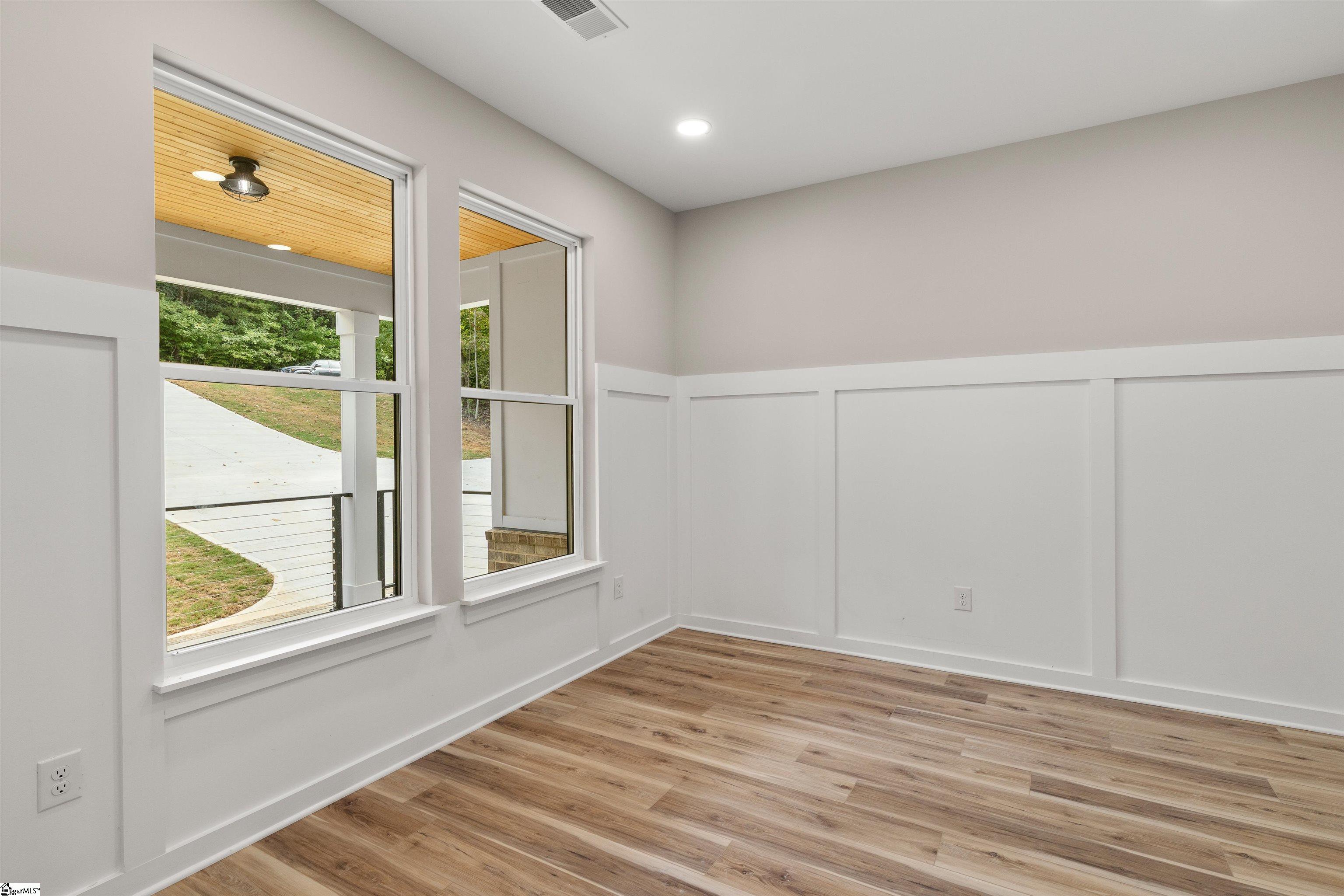 56 Packforest Road Taylors, SC 29687