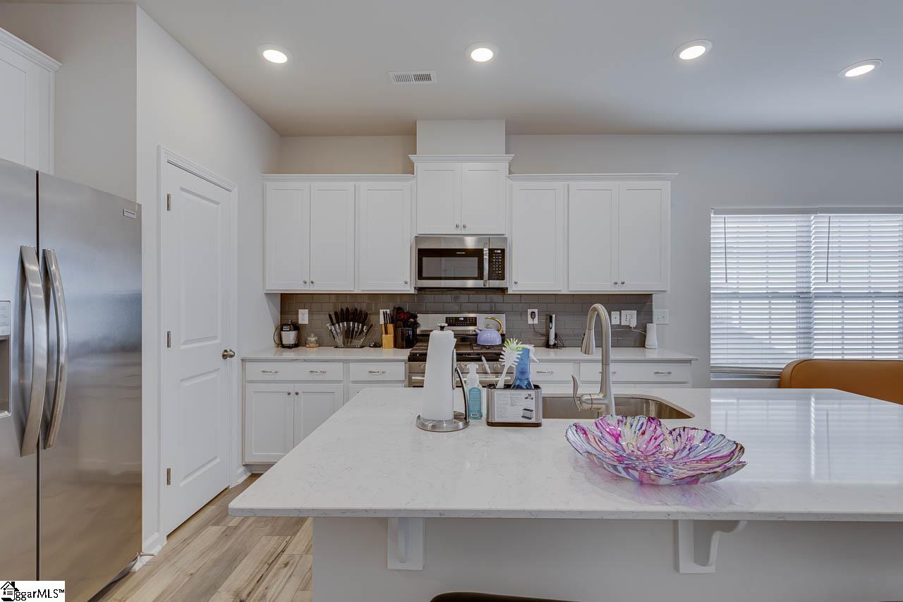 106 Paneer Lane Taylors, SC 29687