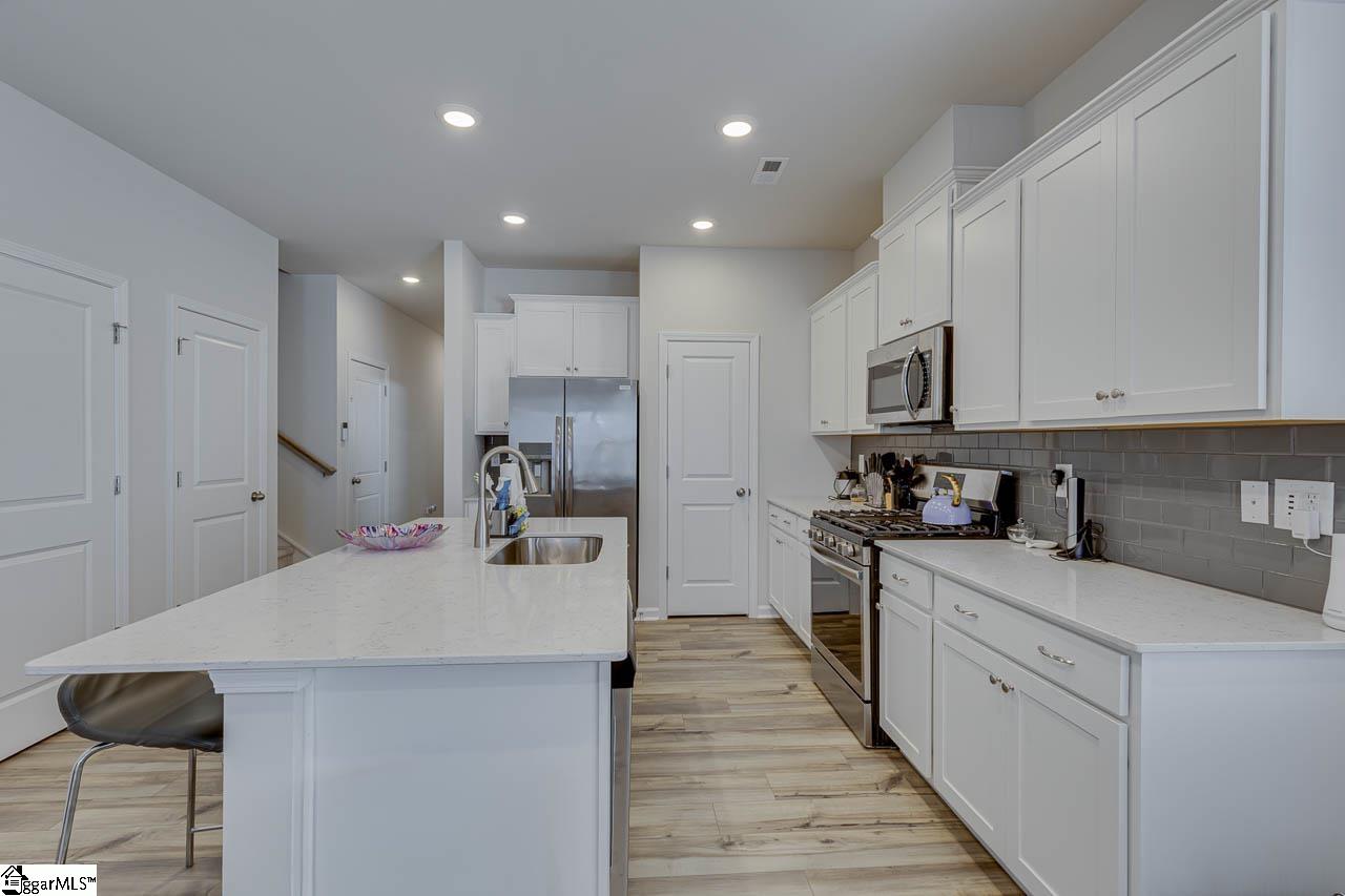 106 Paneer Lane Taylors, SC 29687