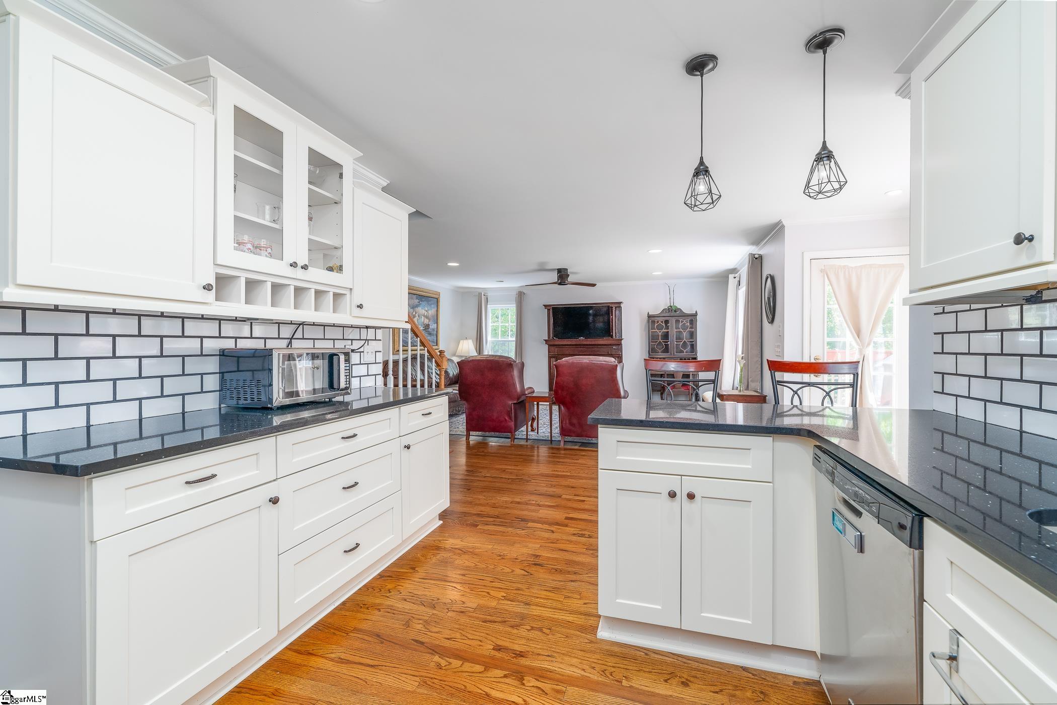 105 Devonshire Lane Greenville, SC 29617-2013