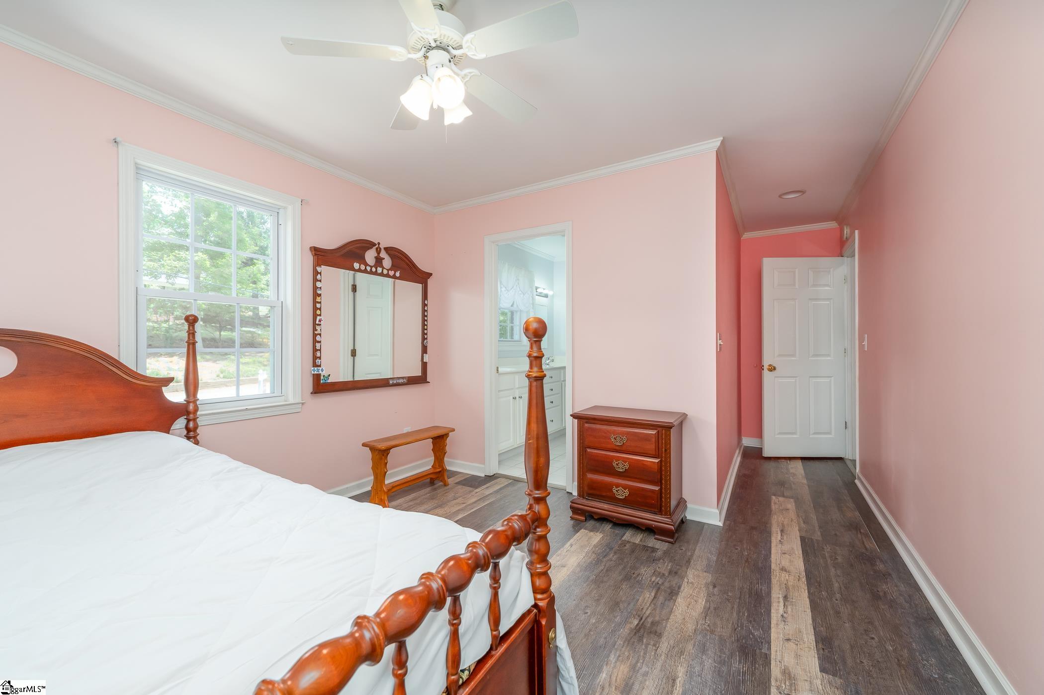 105 Devonshire Lane Greenville, SC 29617-2013