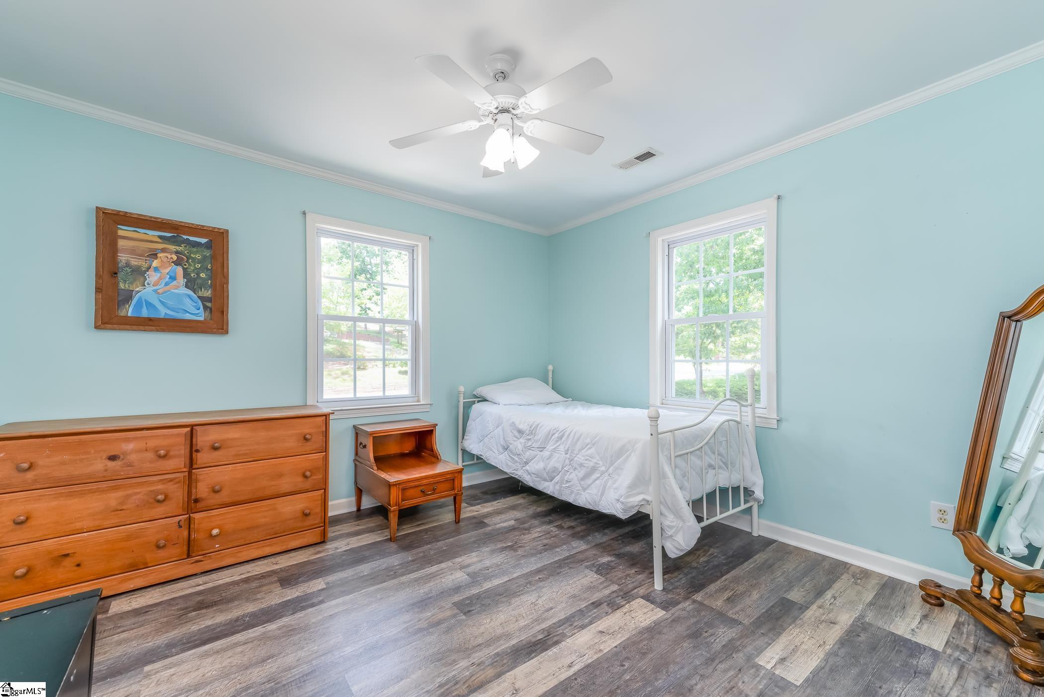 105 Devonshire Lane Greenville, SC 29617-2013