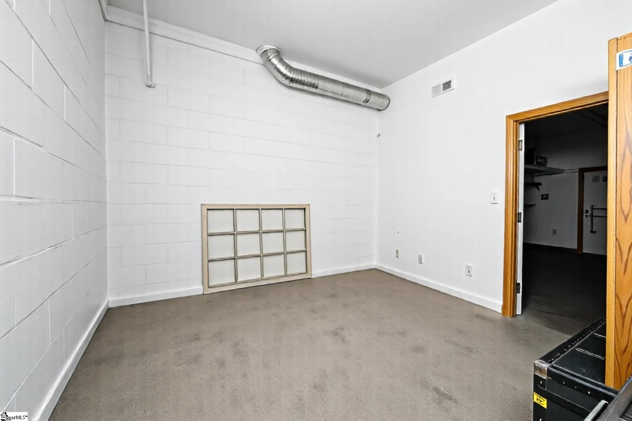 105 Devonshire Lane Greenville, SC 29617-2013