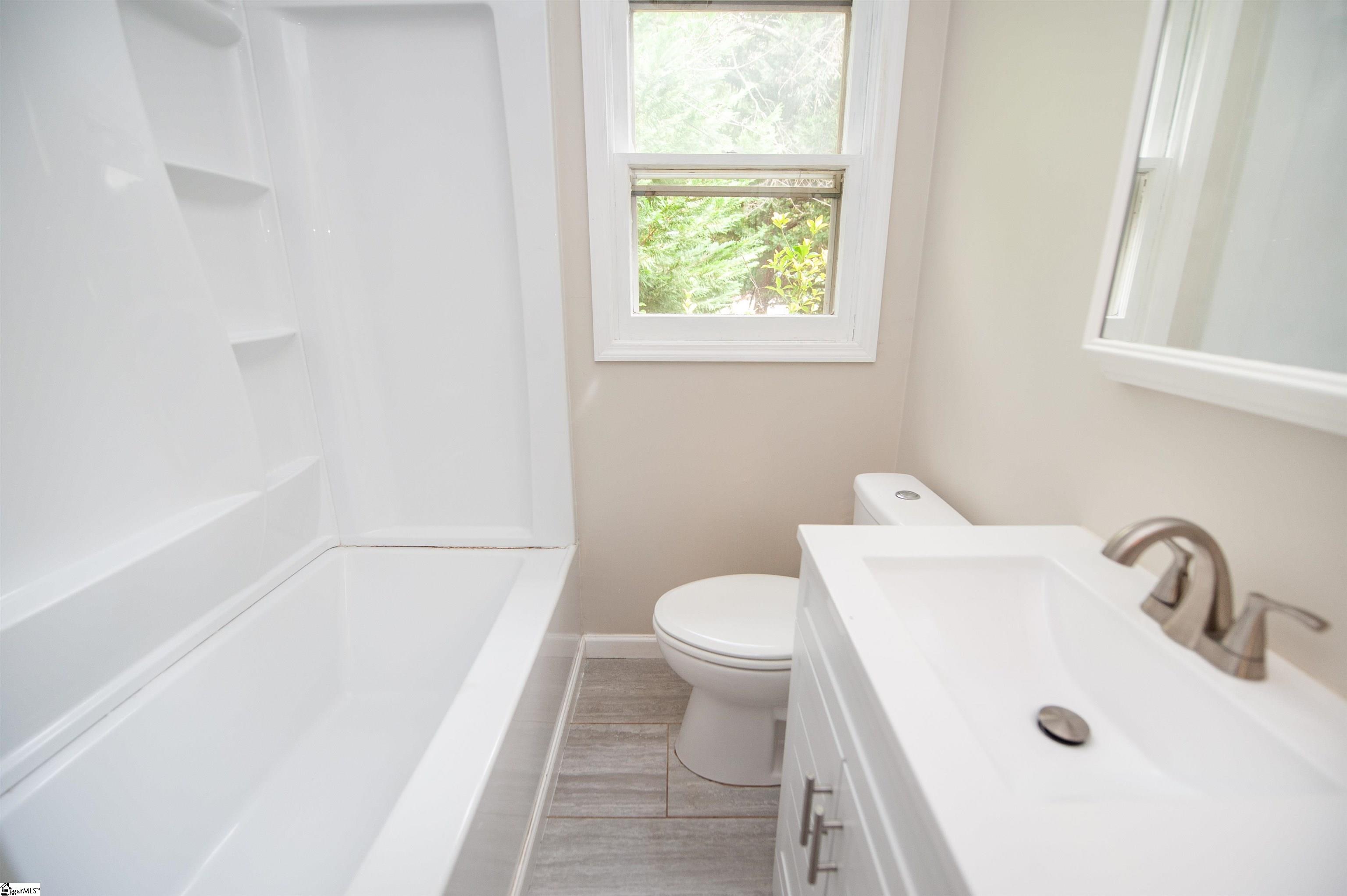 785 Jackson Street Spartanburg, SC 29303