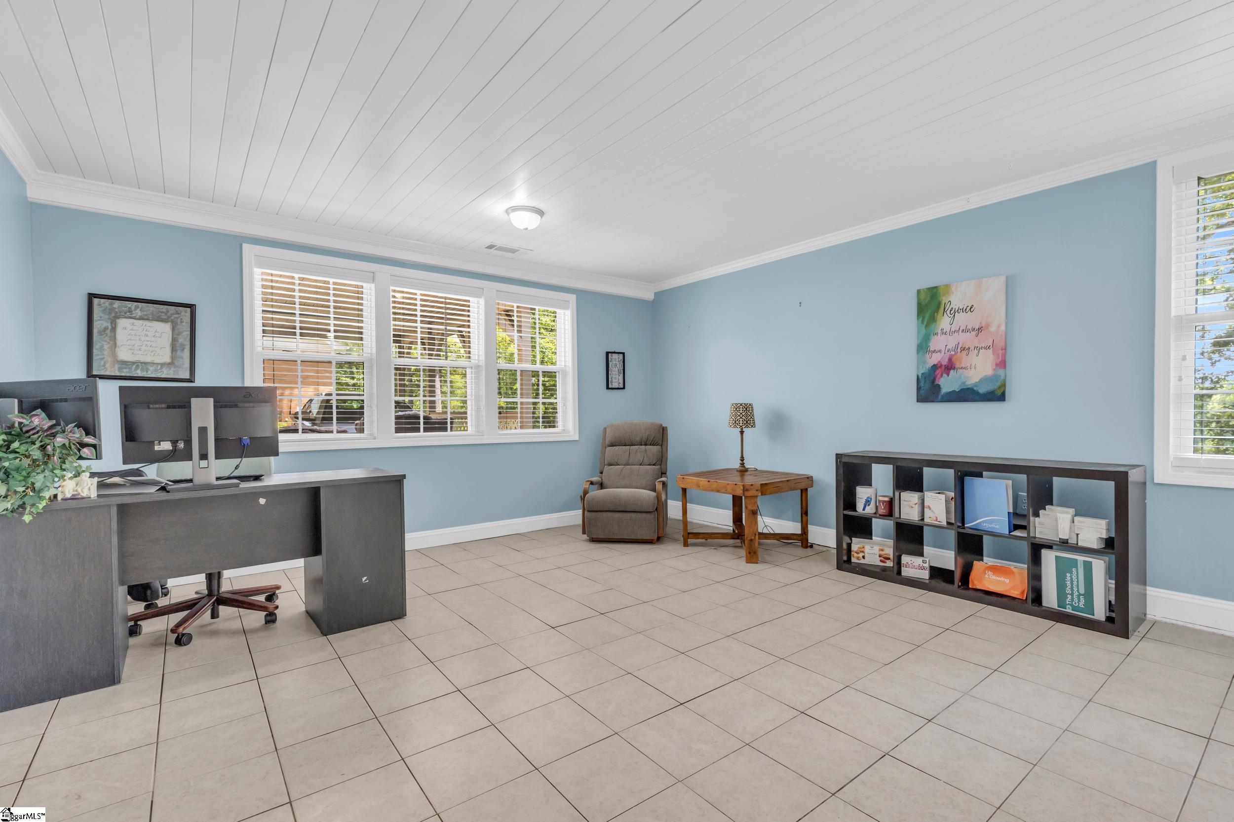 1 Oakleaf Drive Taylors, SC 29687