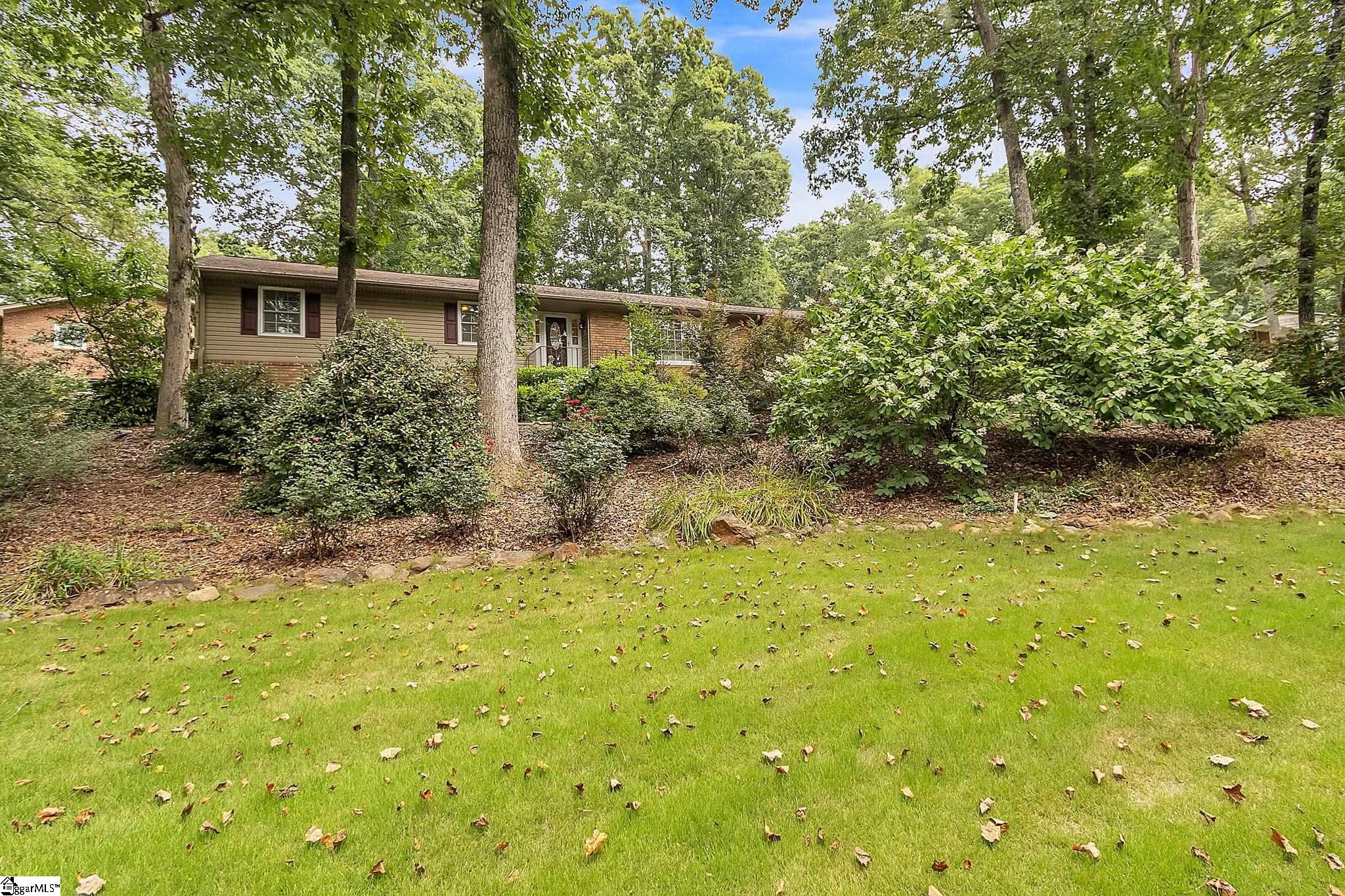 1 Oakleaf Drive Taylors, SC 29687
