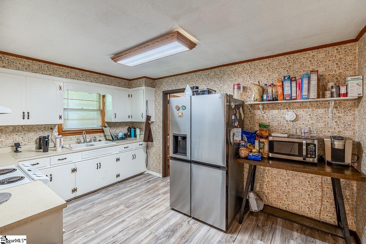 209 Burdette Street Spartanburg, SC 29307