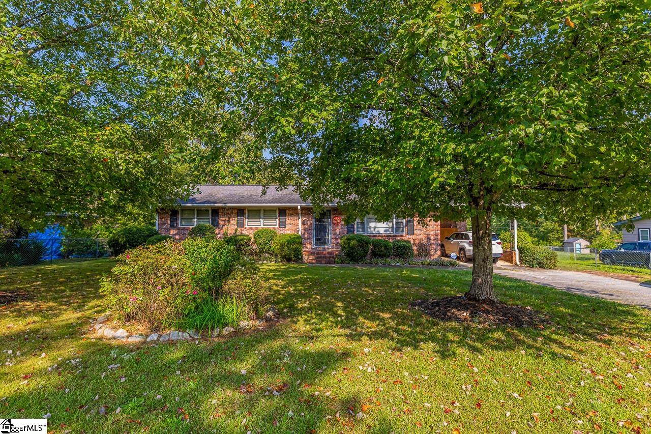 209 Burdette Street Spartanburg, SC 29307